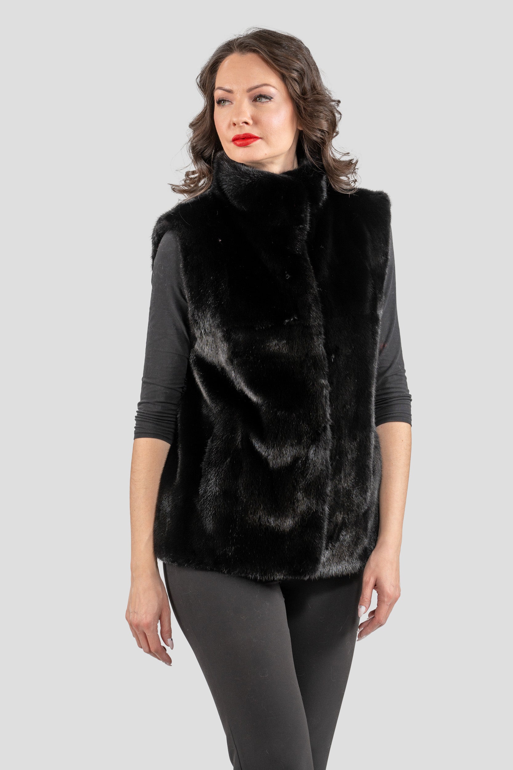 Female Blackglama Mink Short Vest With Stand Collar L/O13c519g530