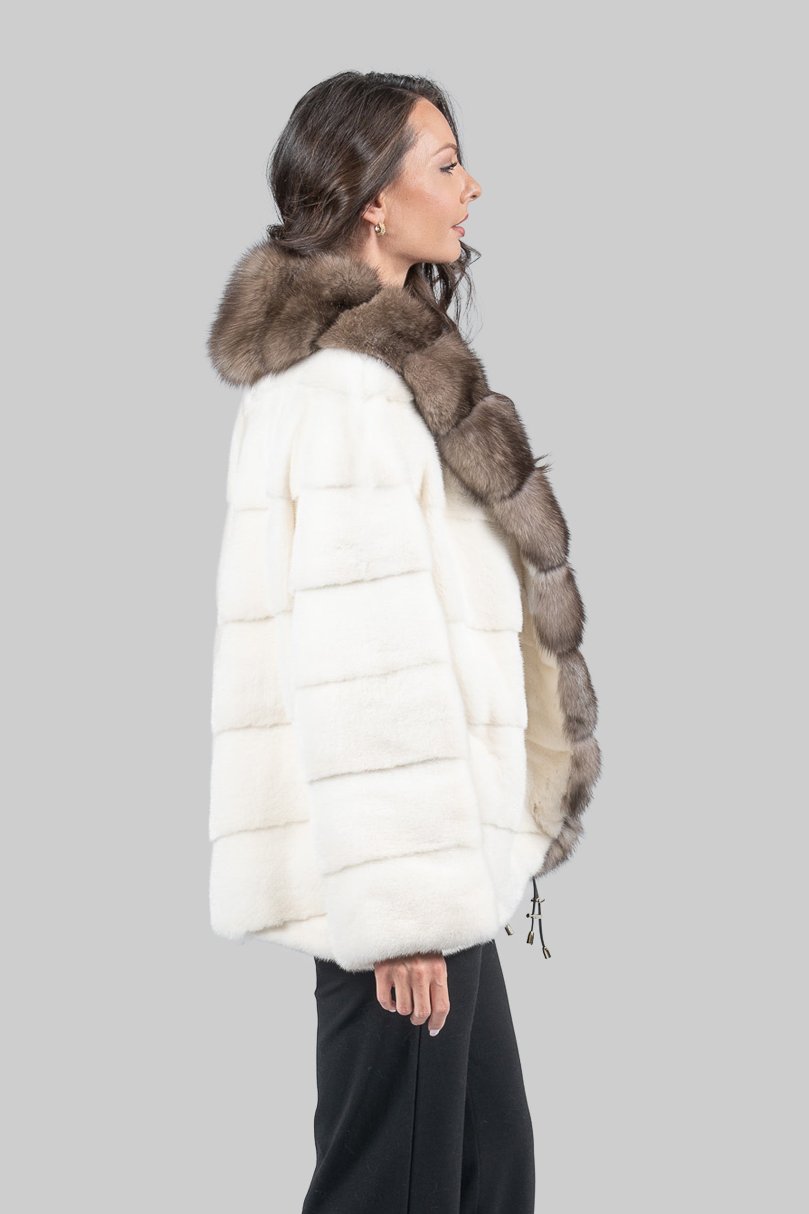 Pearl Mink Jacket with Extended Sable Shawl Collar V/K19C123
