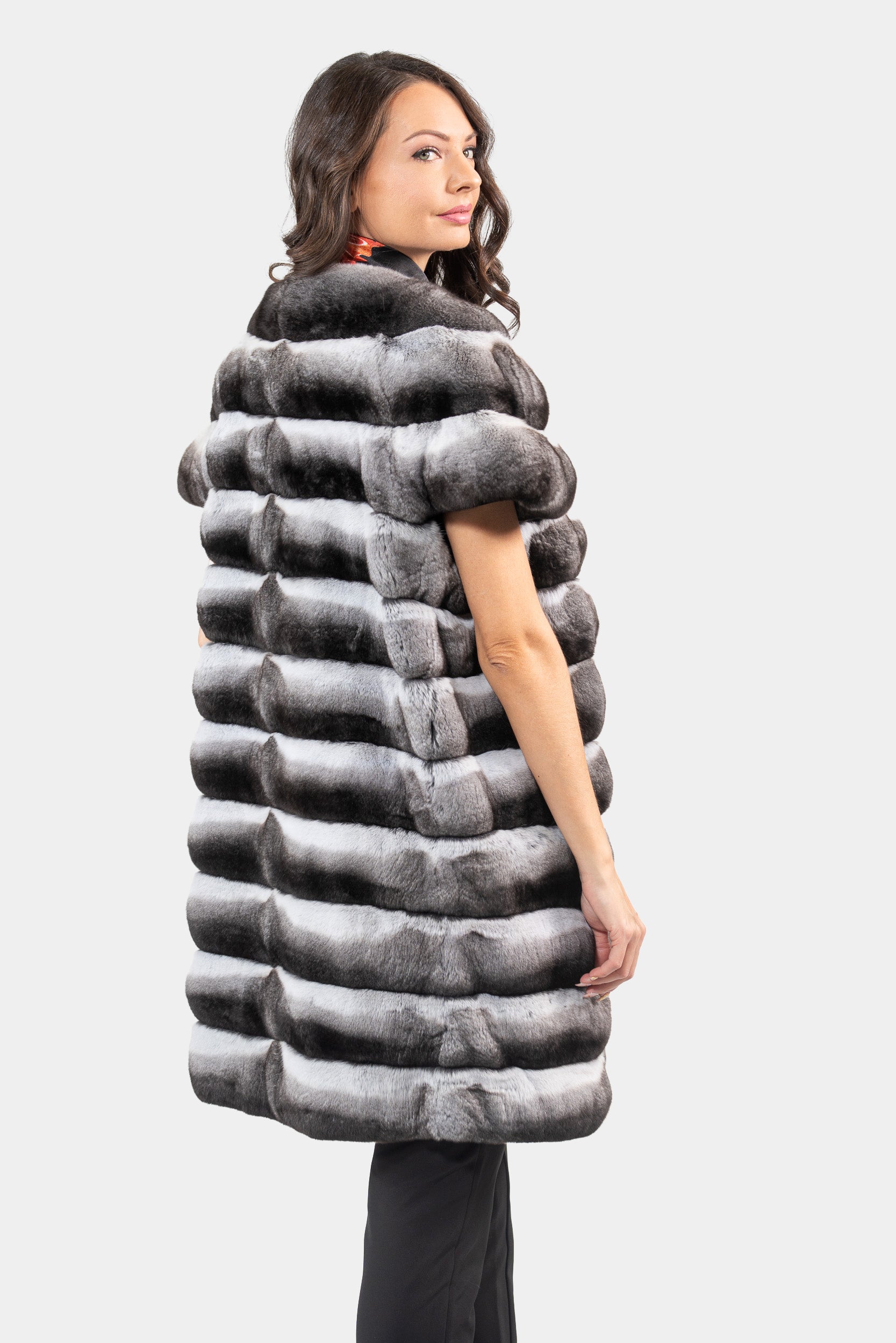 Chinchilla Collarless Vest P/K13C525