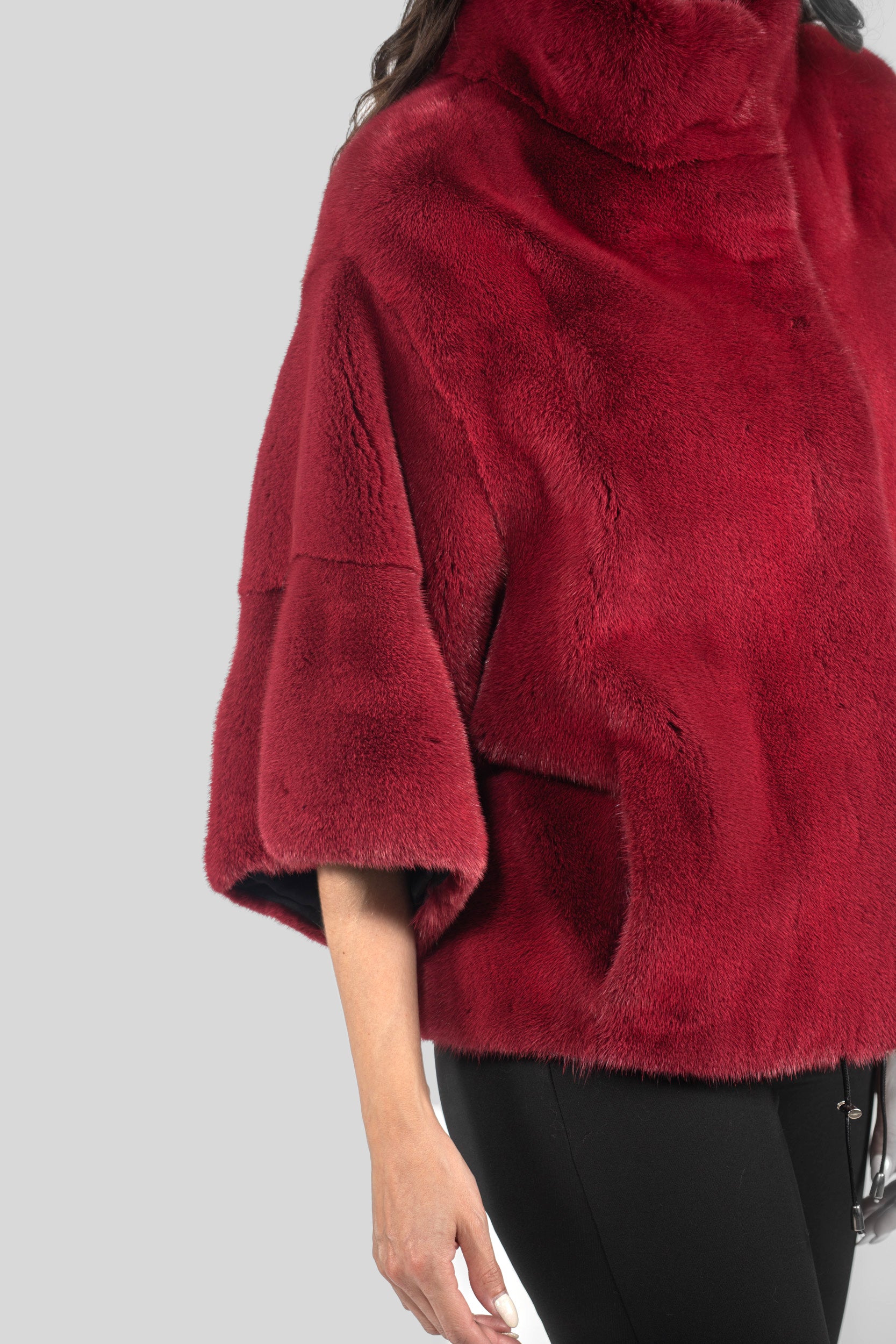 Cerise Mink Jacket with Stand Collar and Short Sleeves L/O13C138