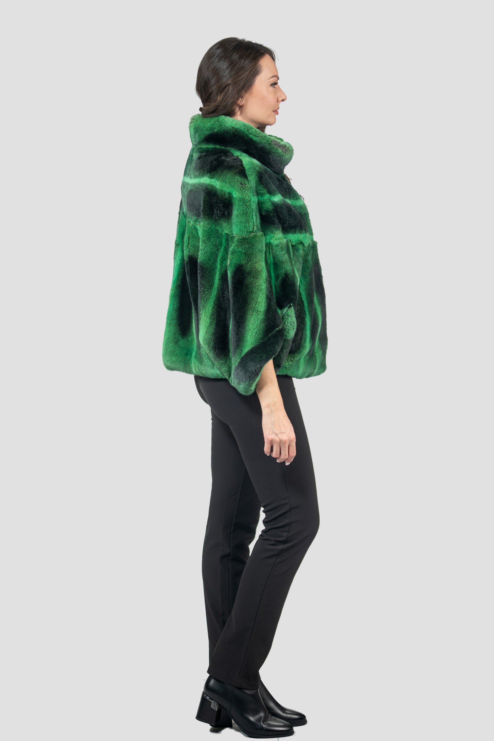 Green Rex Rabbit Cape 1009
