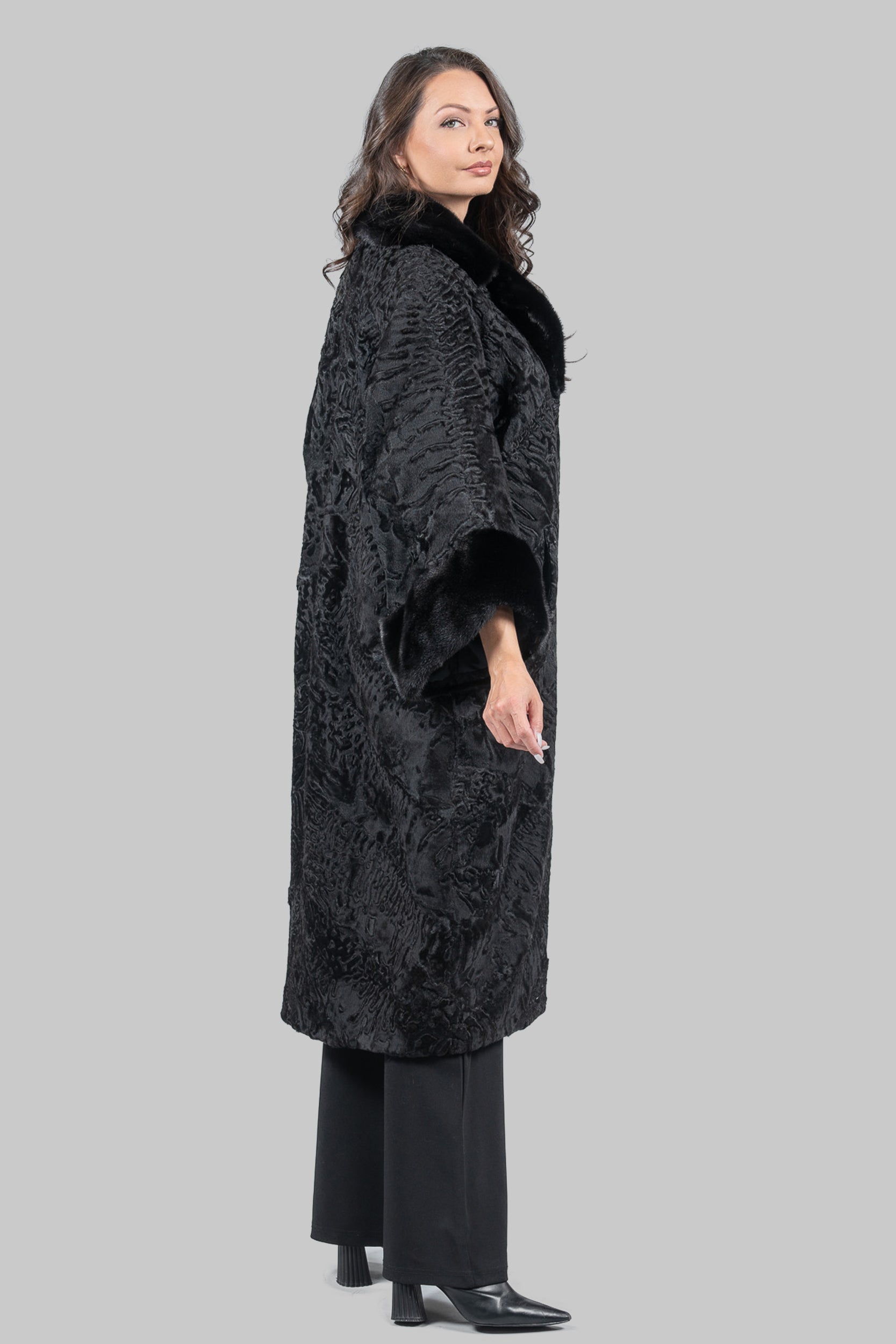 Black Swakara Coat with Mink-Trimmed Notch Collar A/K13C848s34v30