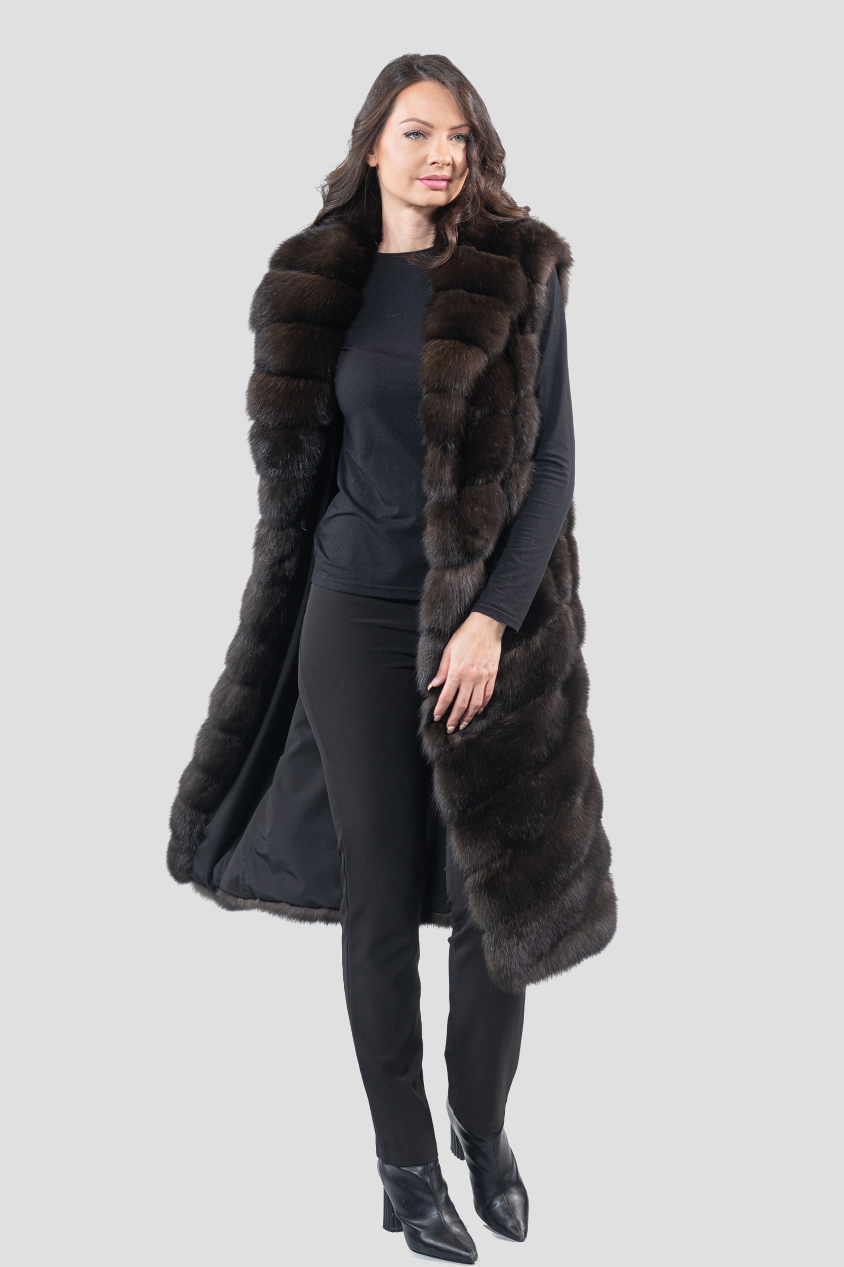 Reversible Dark Russian Sable Vest with Notch Collar V/K13C519C17
