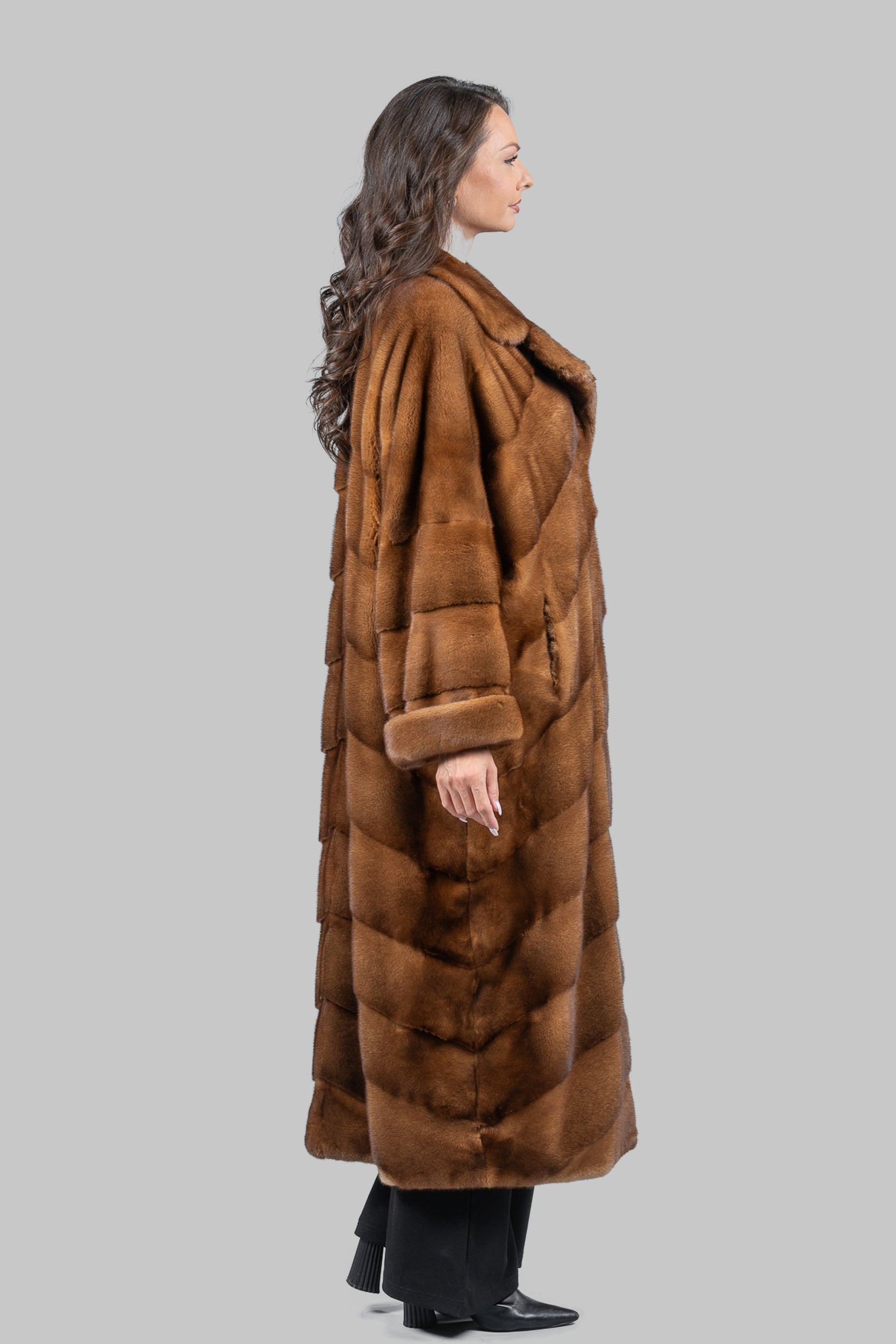 Gold Mink Coat with Notch Collar A/K13C848GS20