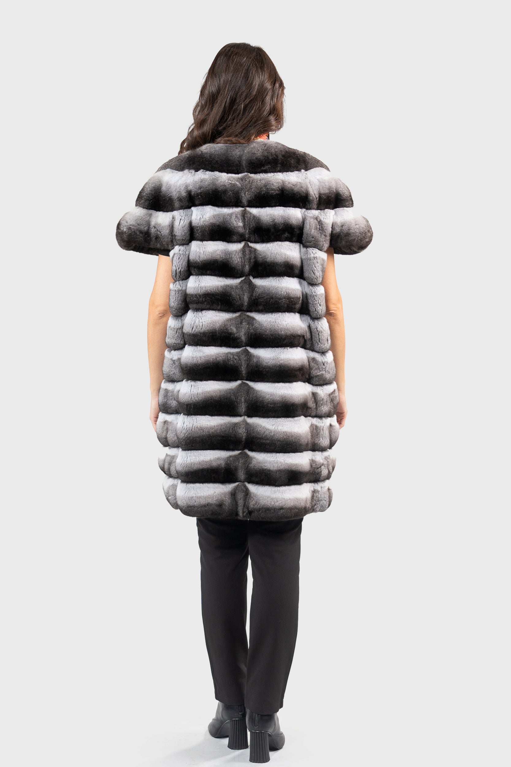 Chinchilla Collarless Vest P/K13C525