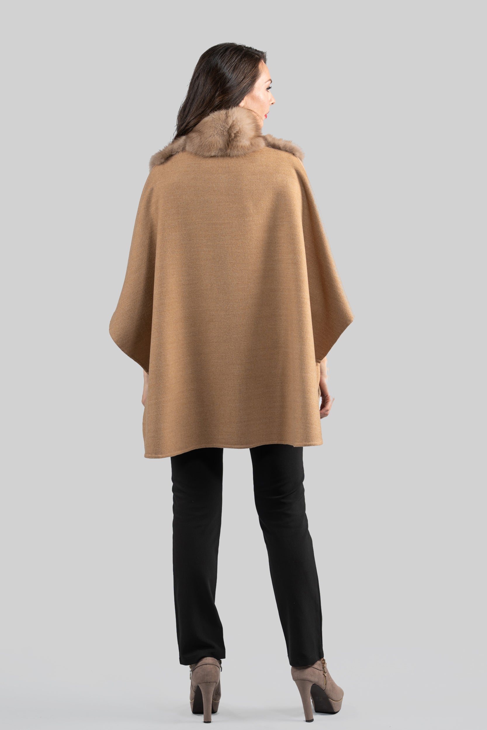 Beige Ecru Cashmere Cape with Baumarten Trim 18M950