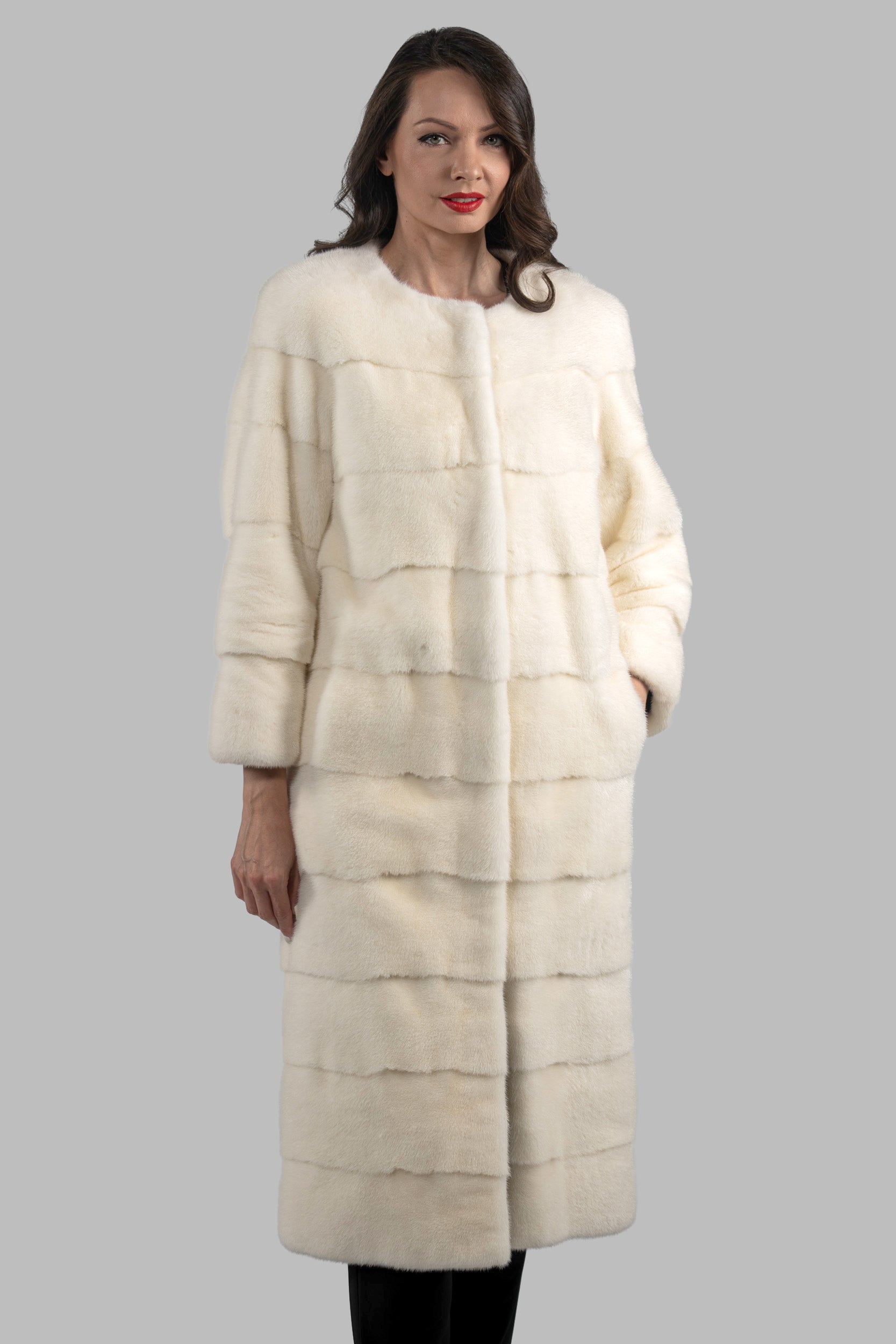 Collarless Pearl G/W Mink Coat 13C520