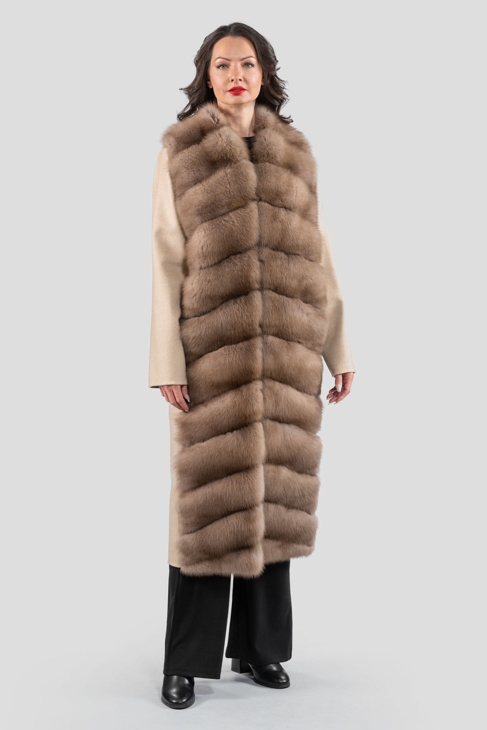 Cashmere by Loro Piana Furs | Casianishop.com