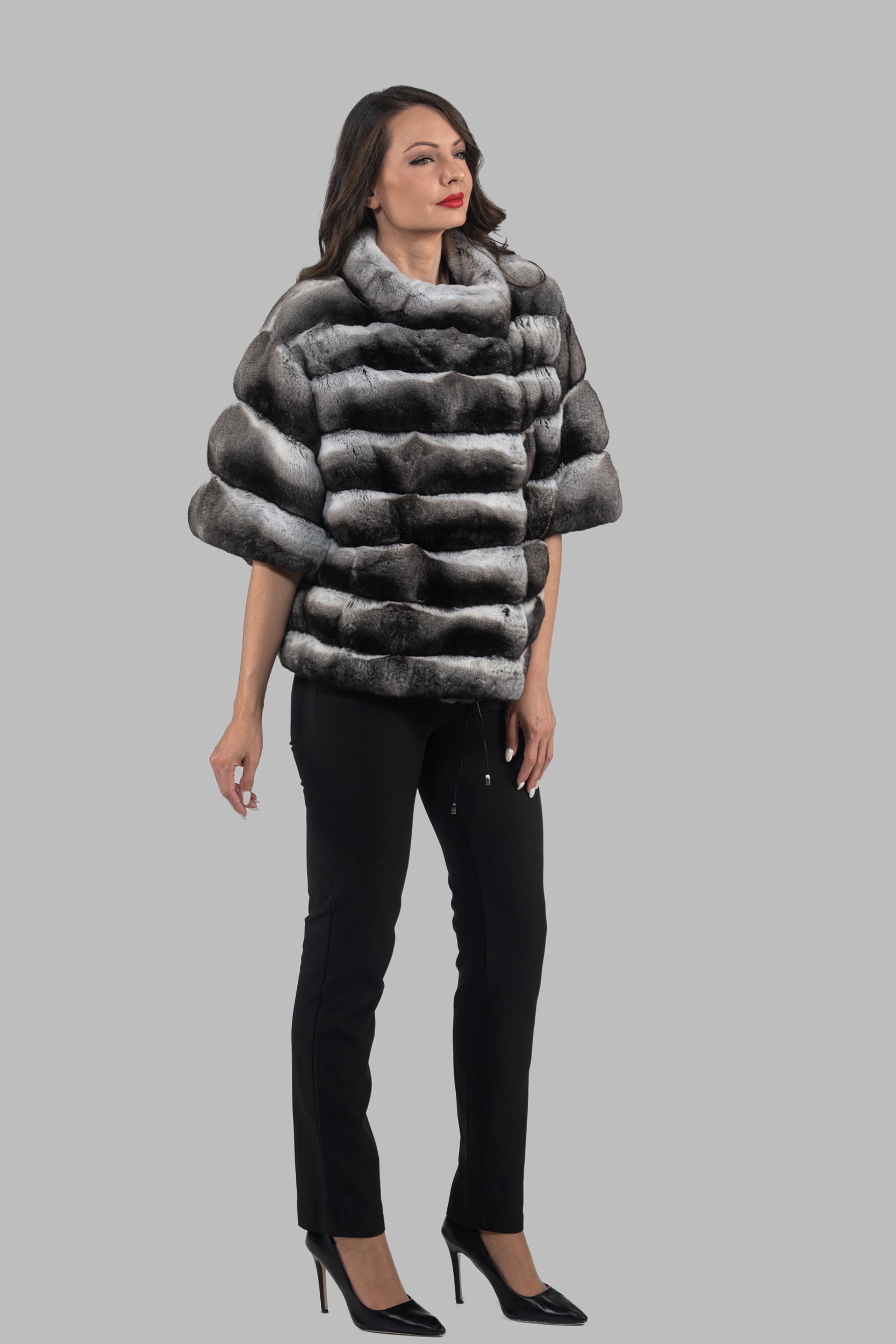 Chinchilla Jacket with Stand Collar and Short Sleeves P/K13C139