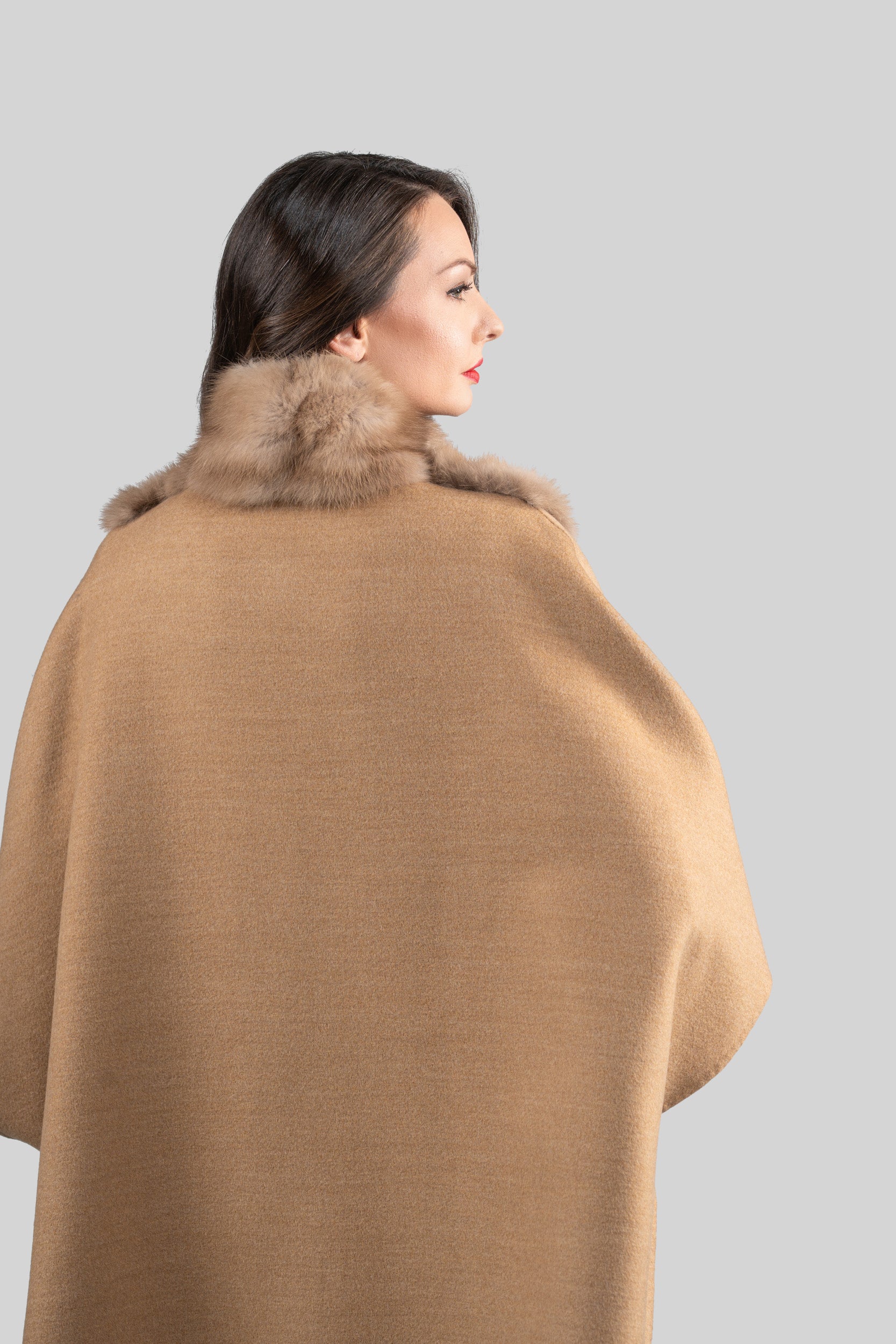 Beige Ecru Cashmere Cape with Baumarten Trim 18M950