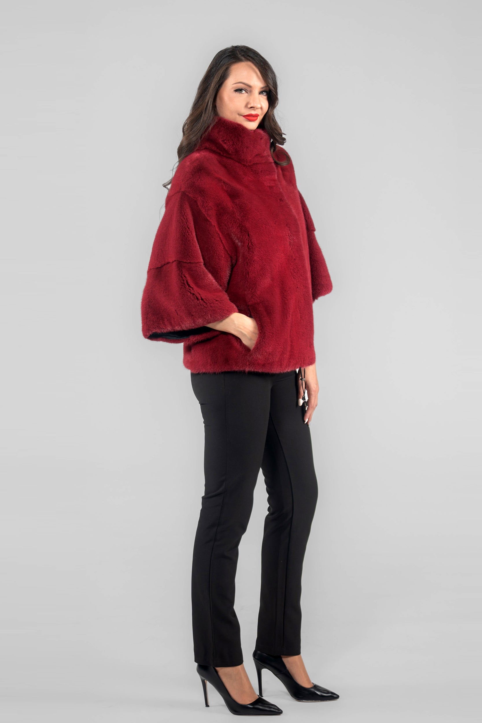 Cerise Mink Jacket with Stand Collar and Short Sleeves L/O13C138