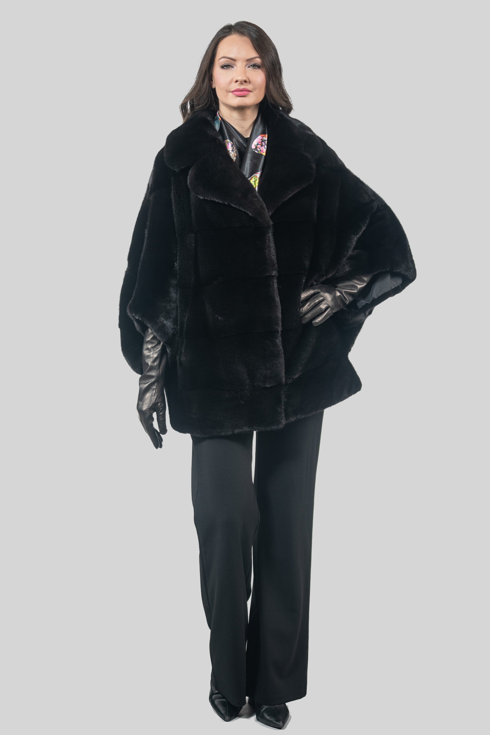 Blackglama Mink Cape with Notch Collar P/K13C929