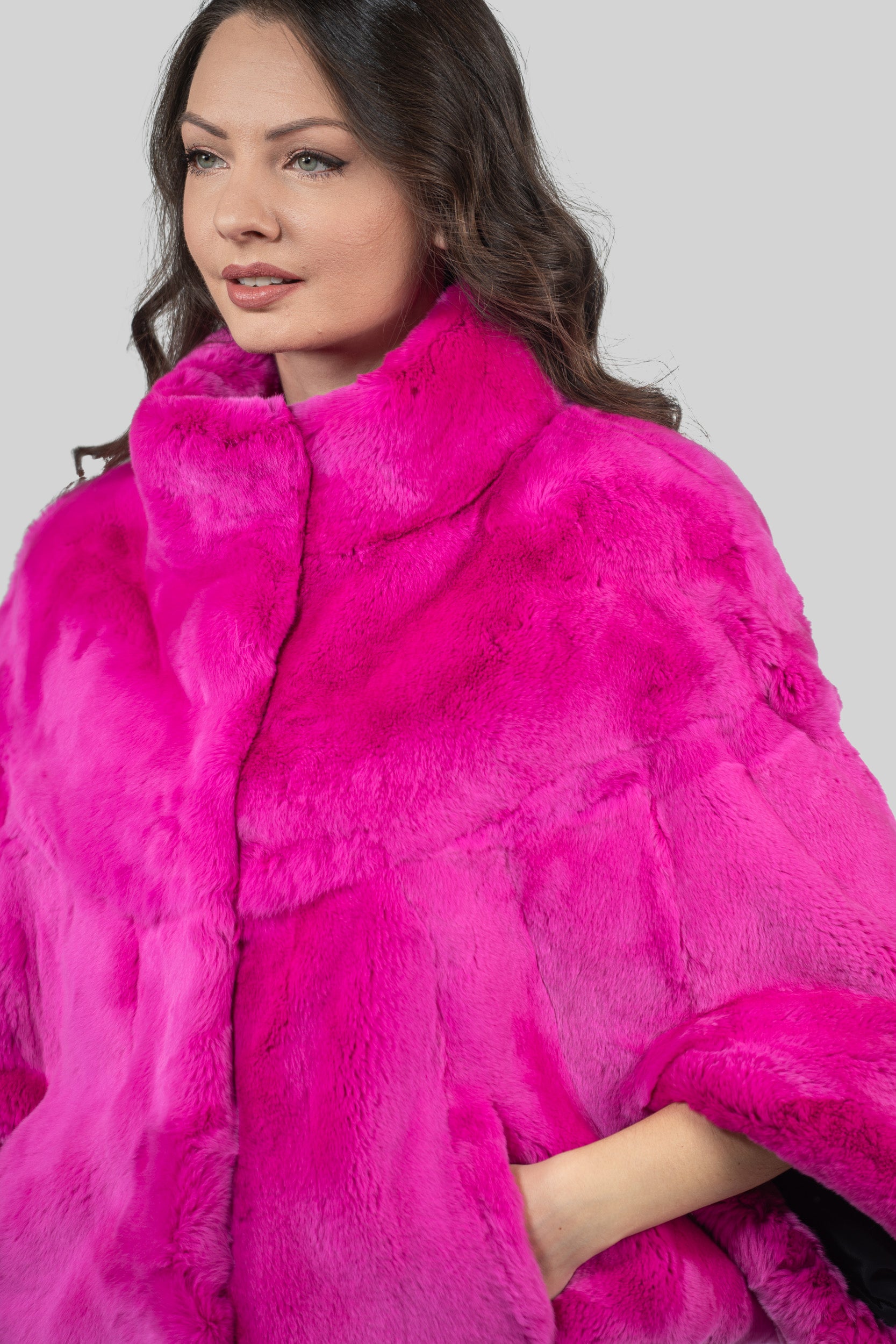 Barbie Pink Rex Rabbit Cape 1009