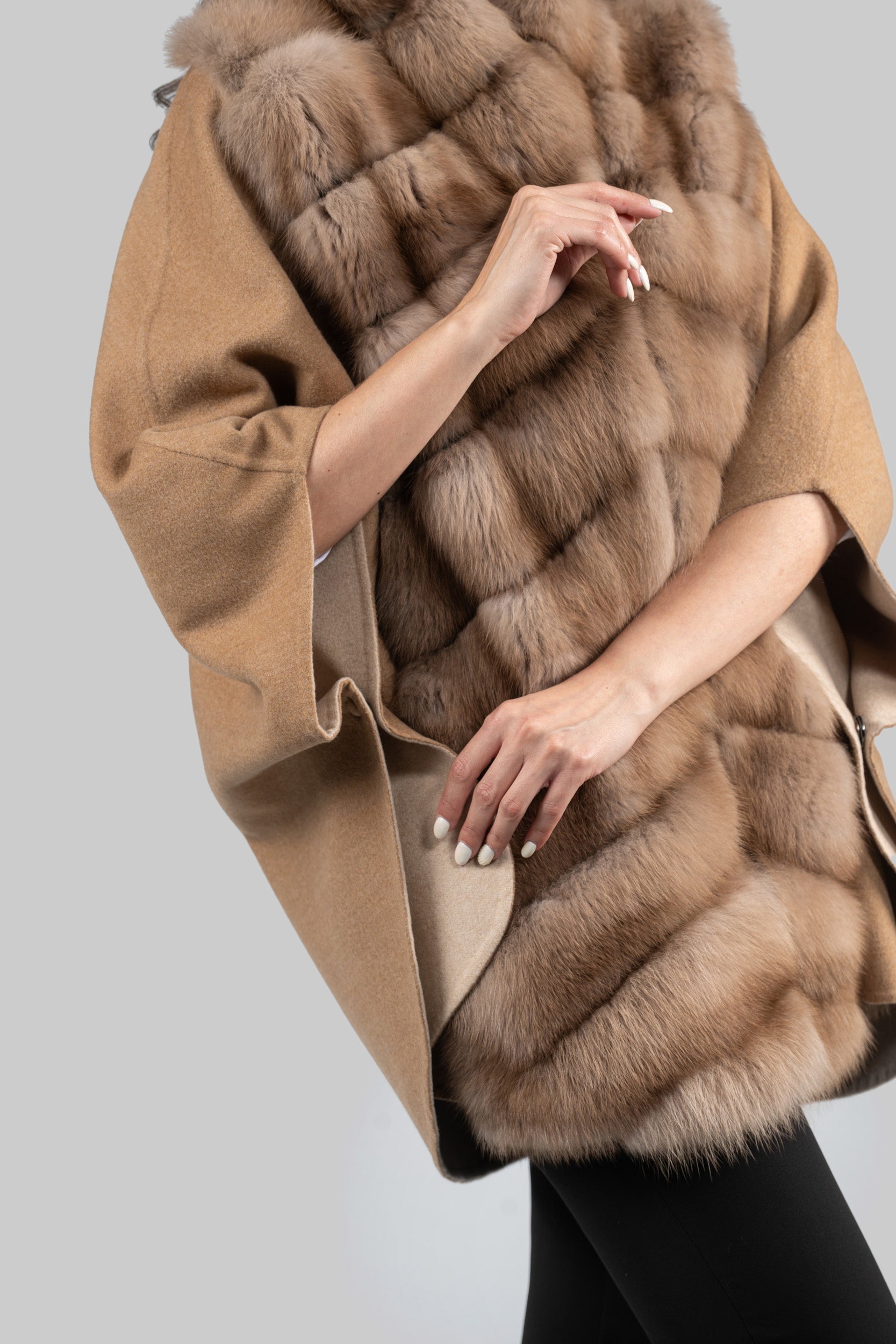 Beige Ecru Cashmere Cape with Baumarten Trim 18M950