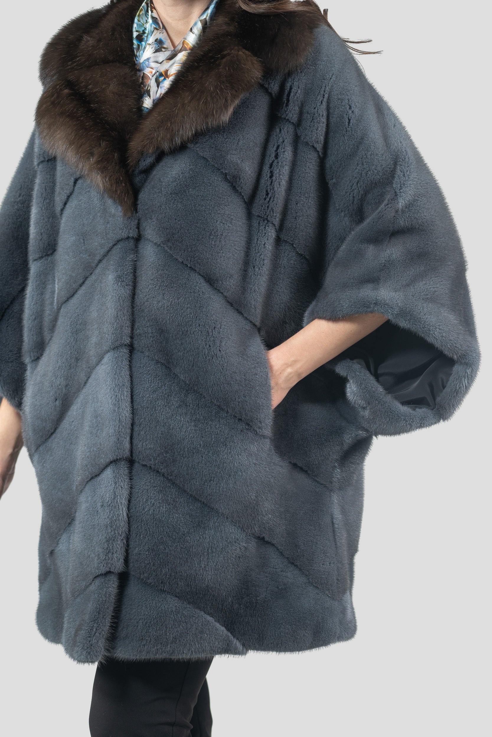 Asphalto Mink Cape with Russian Sable-Trimmed Notch Collar P/K13C949