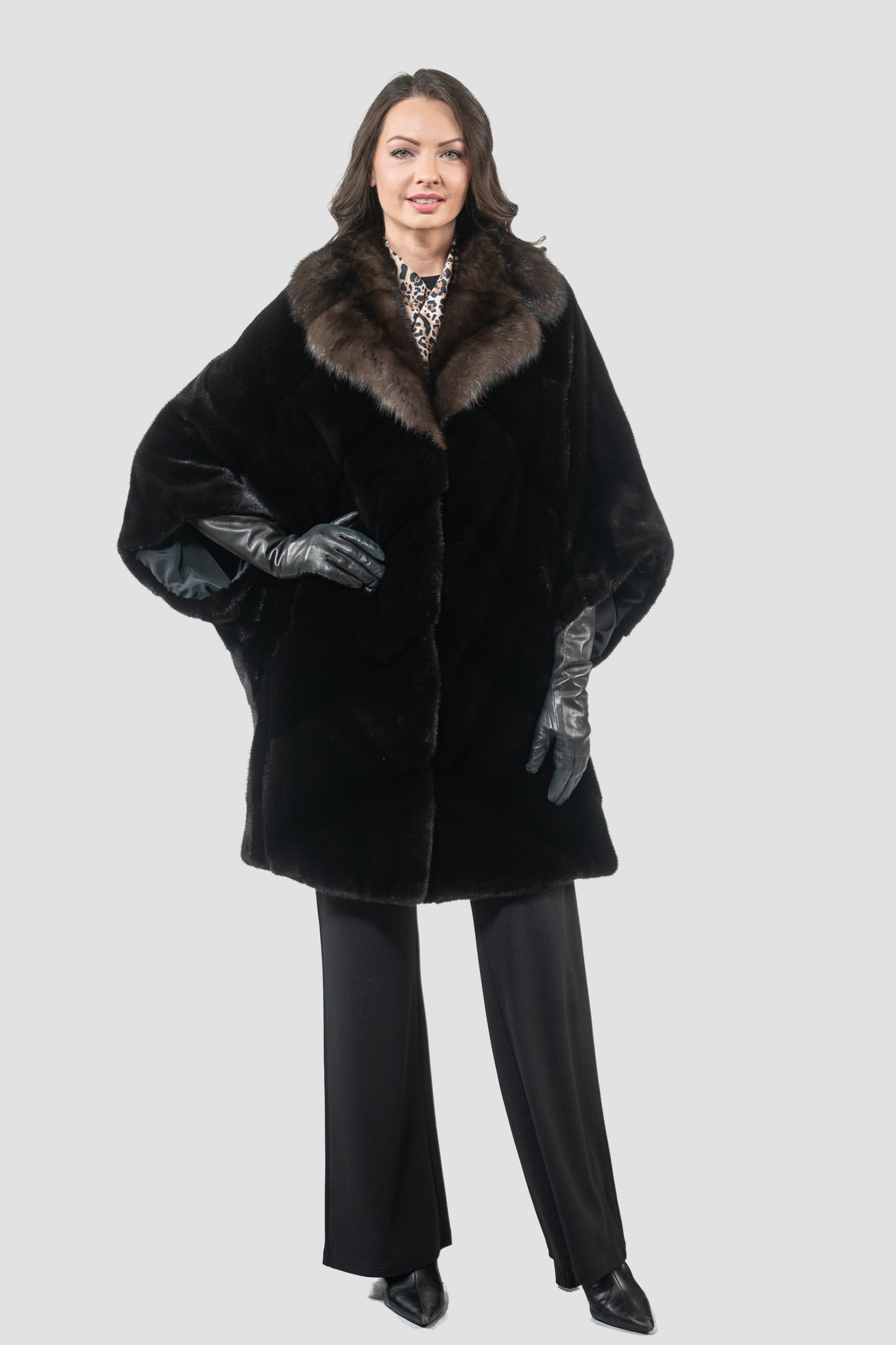 Blackglama Mink Cape with Russian Sable Notch Collar P/K13C929
