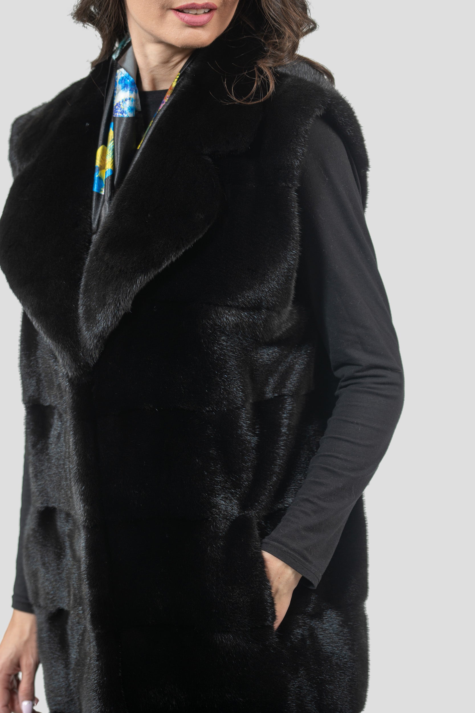 Blackglama Mink Vest with Notch Collar P/K13c519s20o