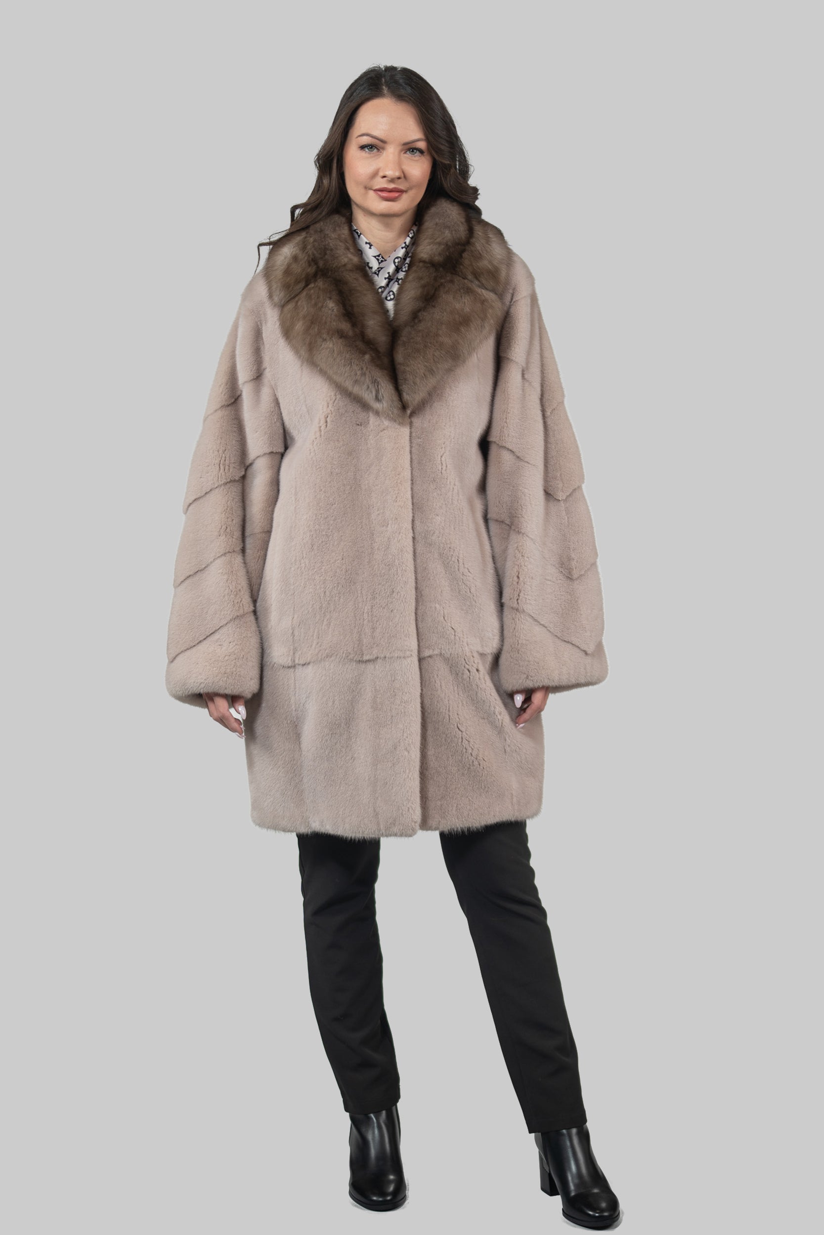 Tiramisu Mink Half Coat with Russian Sable-Trimmed Notch Collar S/S19C439