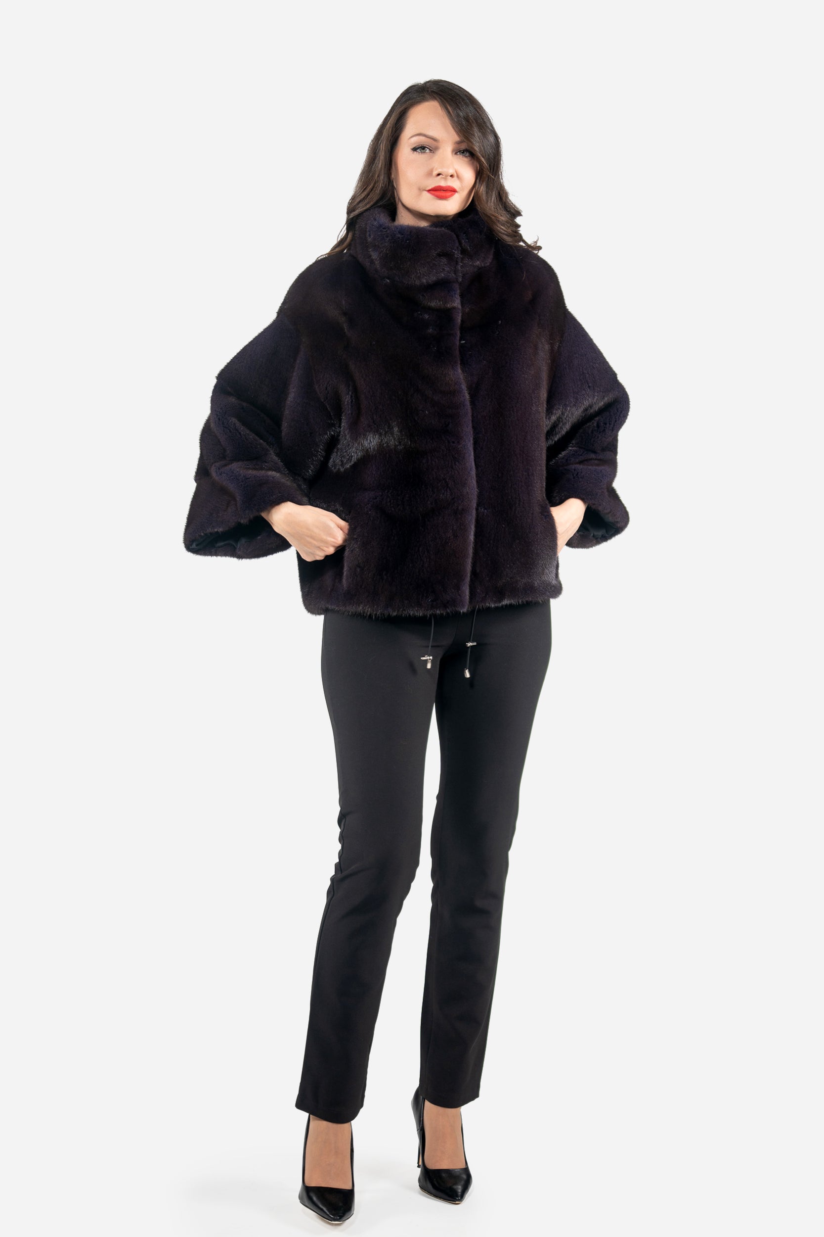 Asphalto Mink Jacket with Stand Collar and Short Sleeves L/O13C138