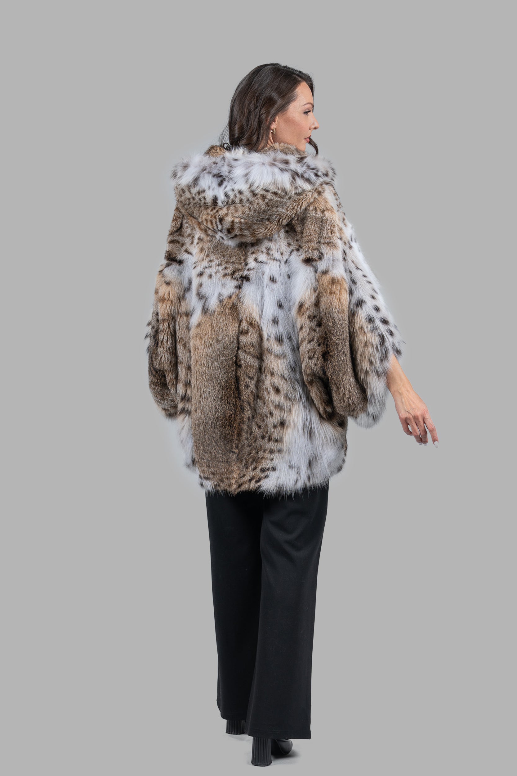 White Bobcat Hooded Cape 13C949H