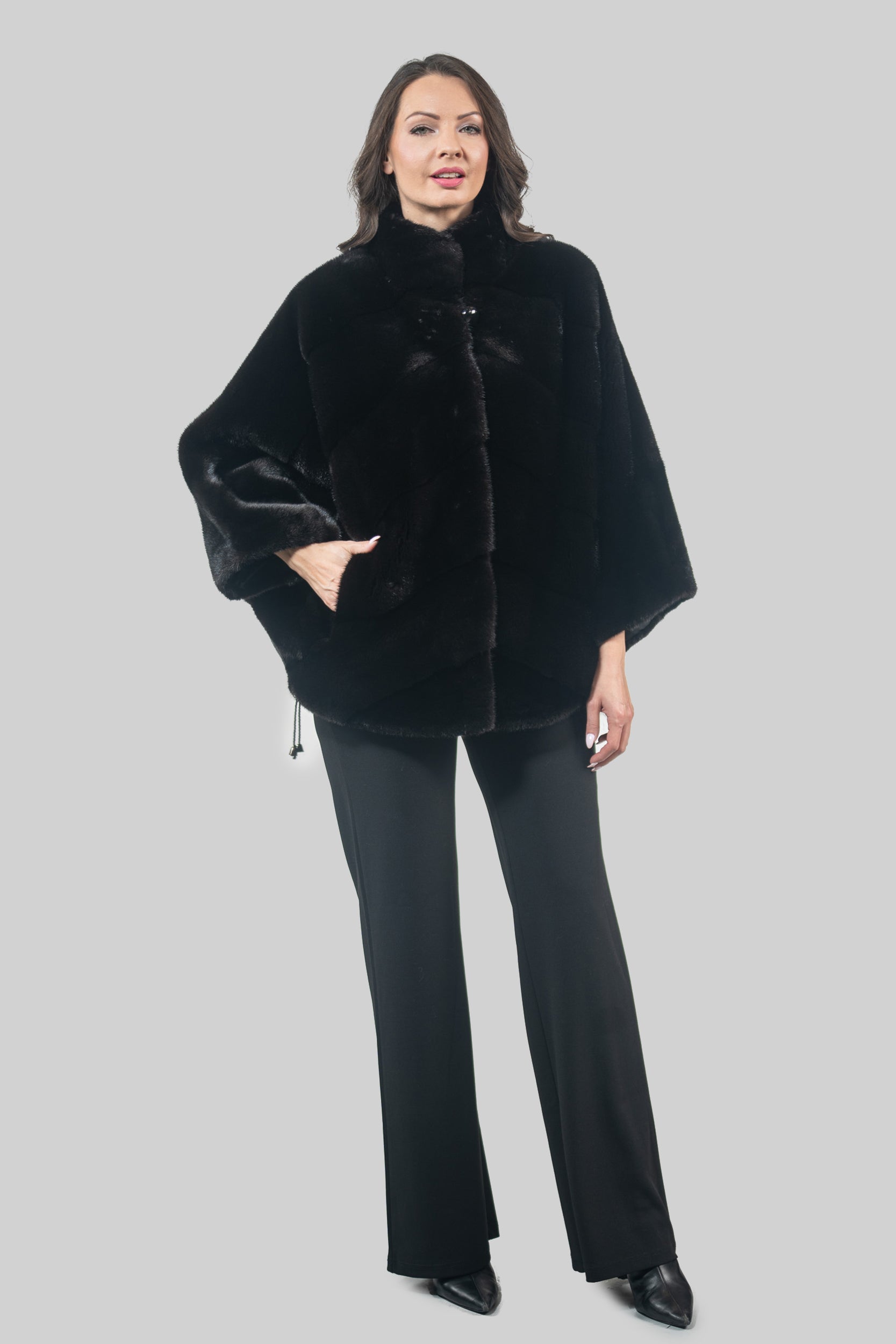 Blackglama Mink Cape A/KR6