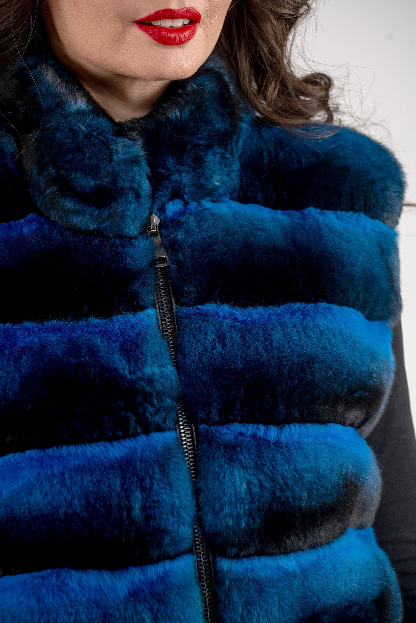 Bluejean Chinchilla Fur Vest with Stand Collar and Mink Trim P/K2201