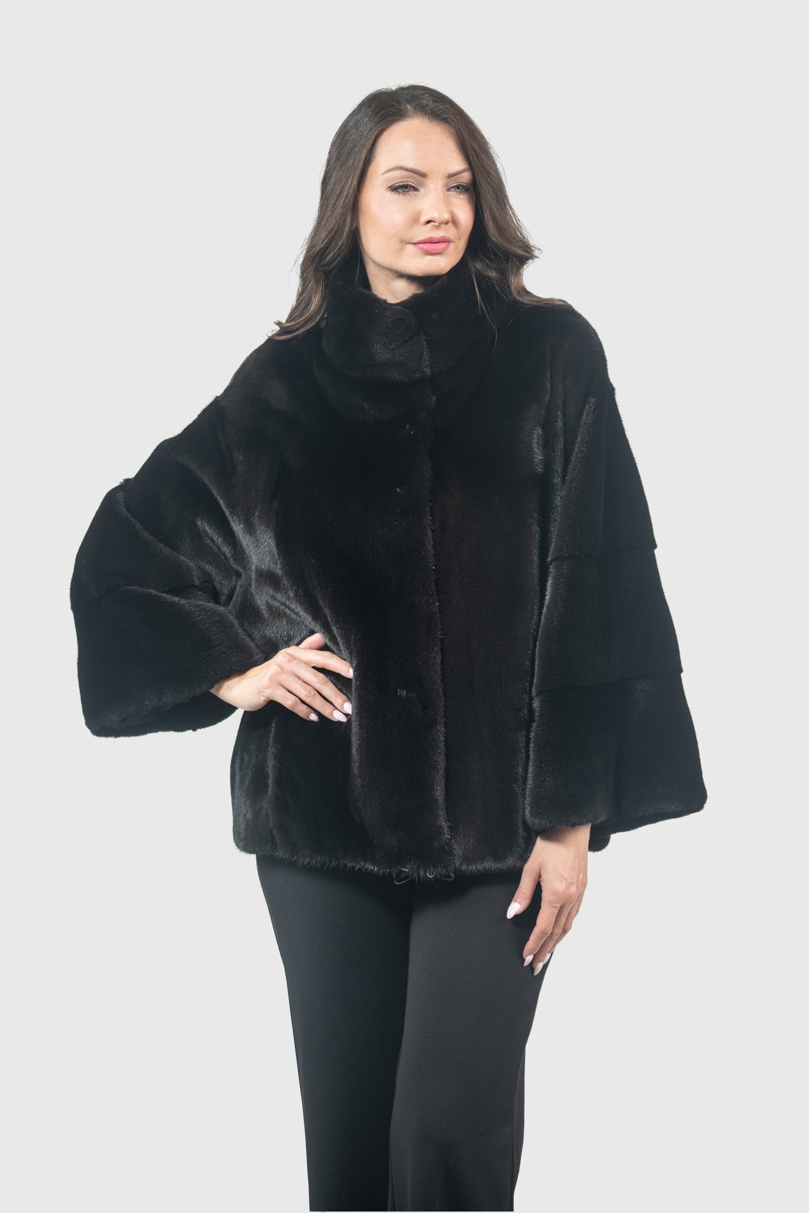 Black Mink Jacket with Stand Collar and Short Sleeves L/O13C138