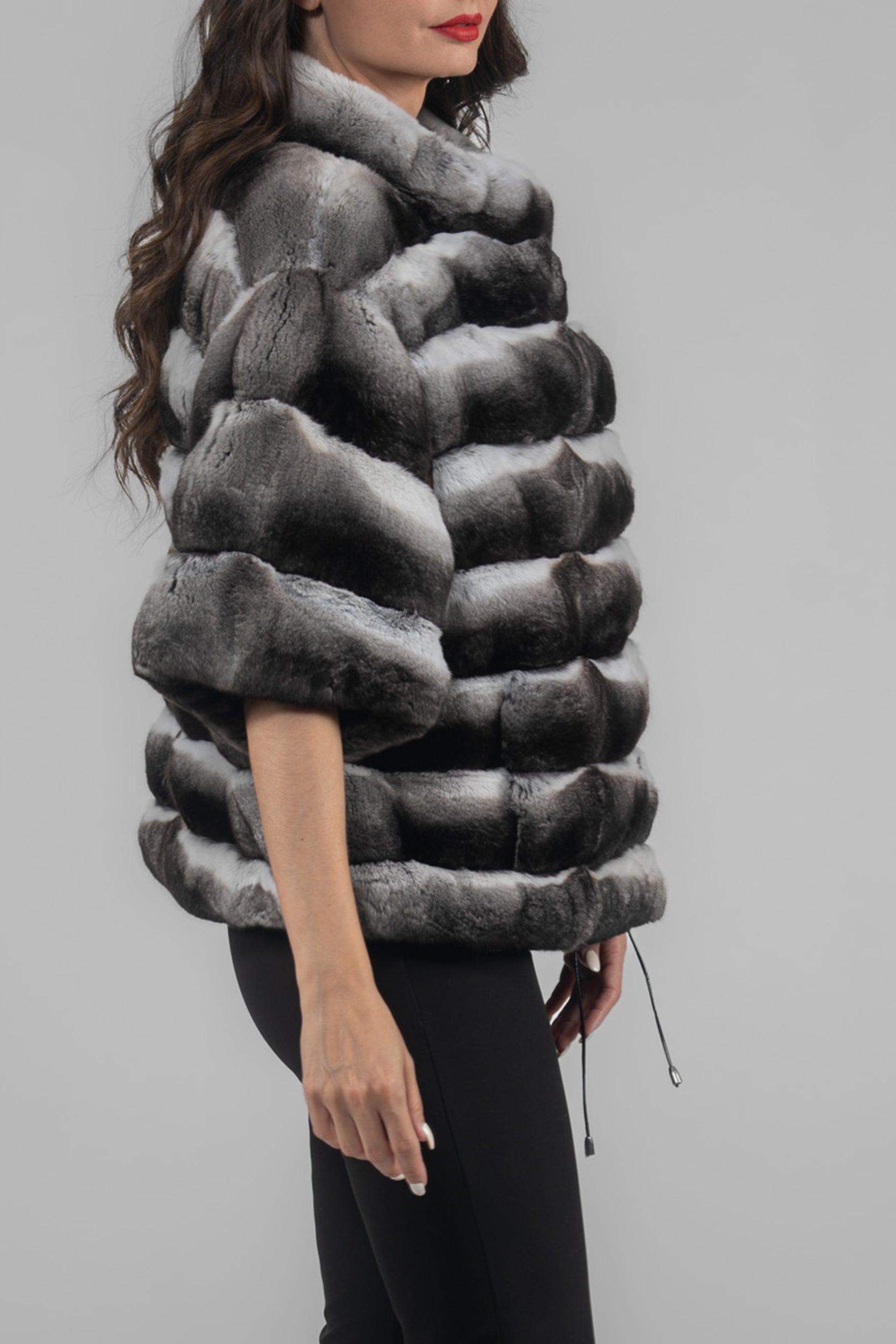 Chinchilla Jacket with Stand Collar and Short Sleeves P/K13C139