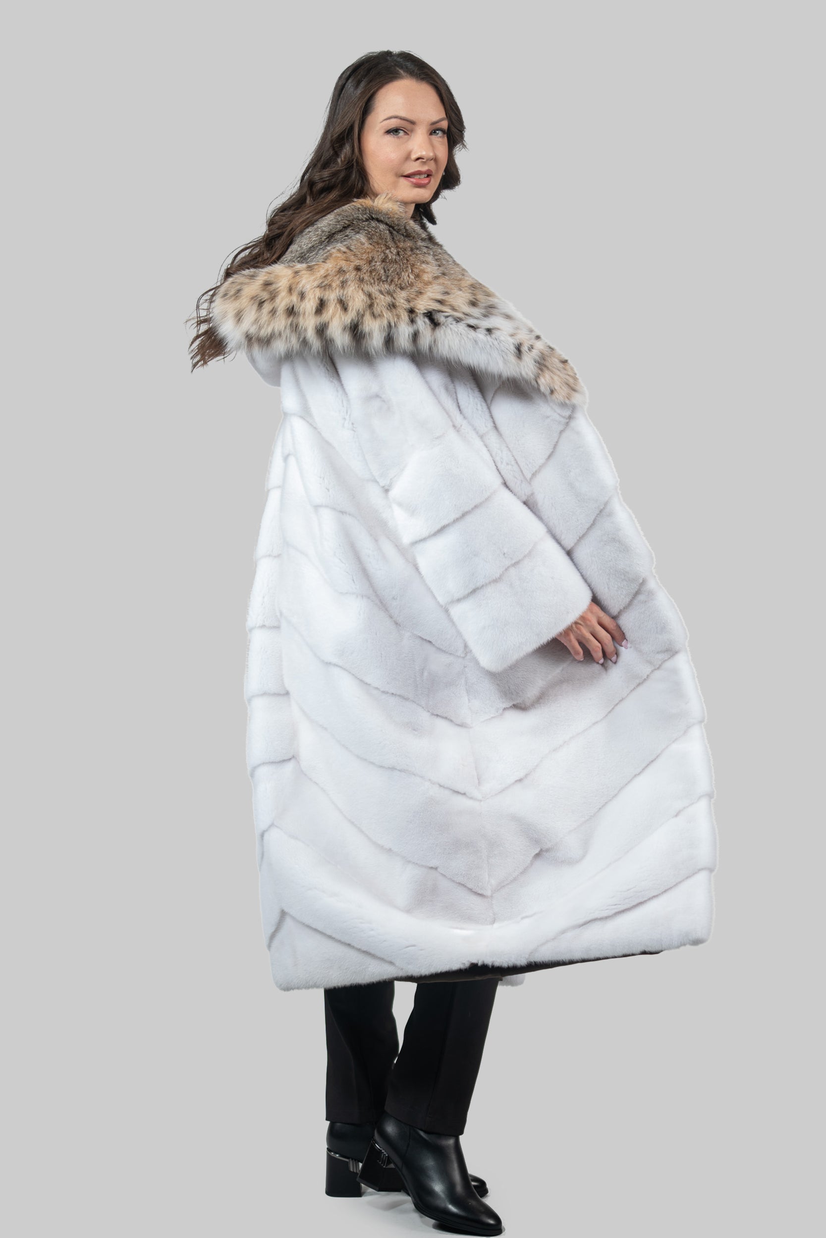 White Mink Coat With Bobcat Hood A/K13C850
