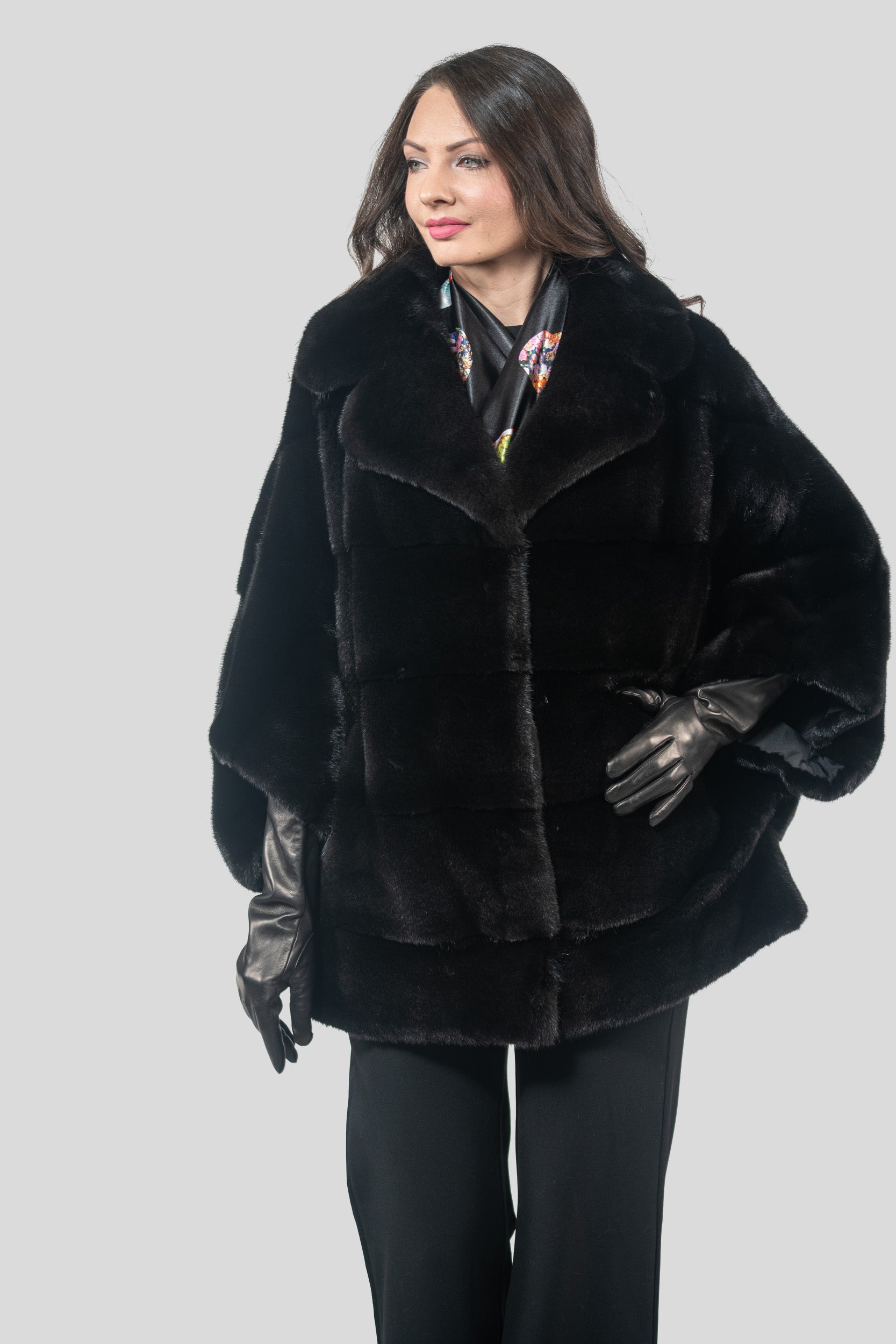 Blackglama Mink Cape with Notch Collar P/K13C929