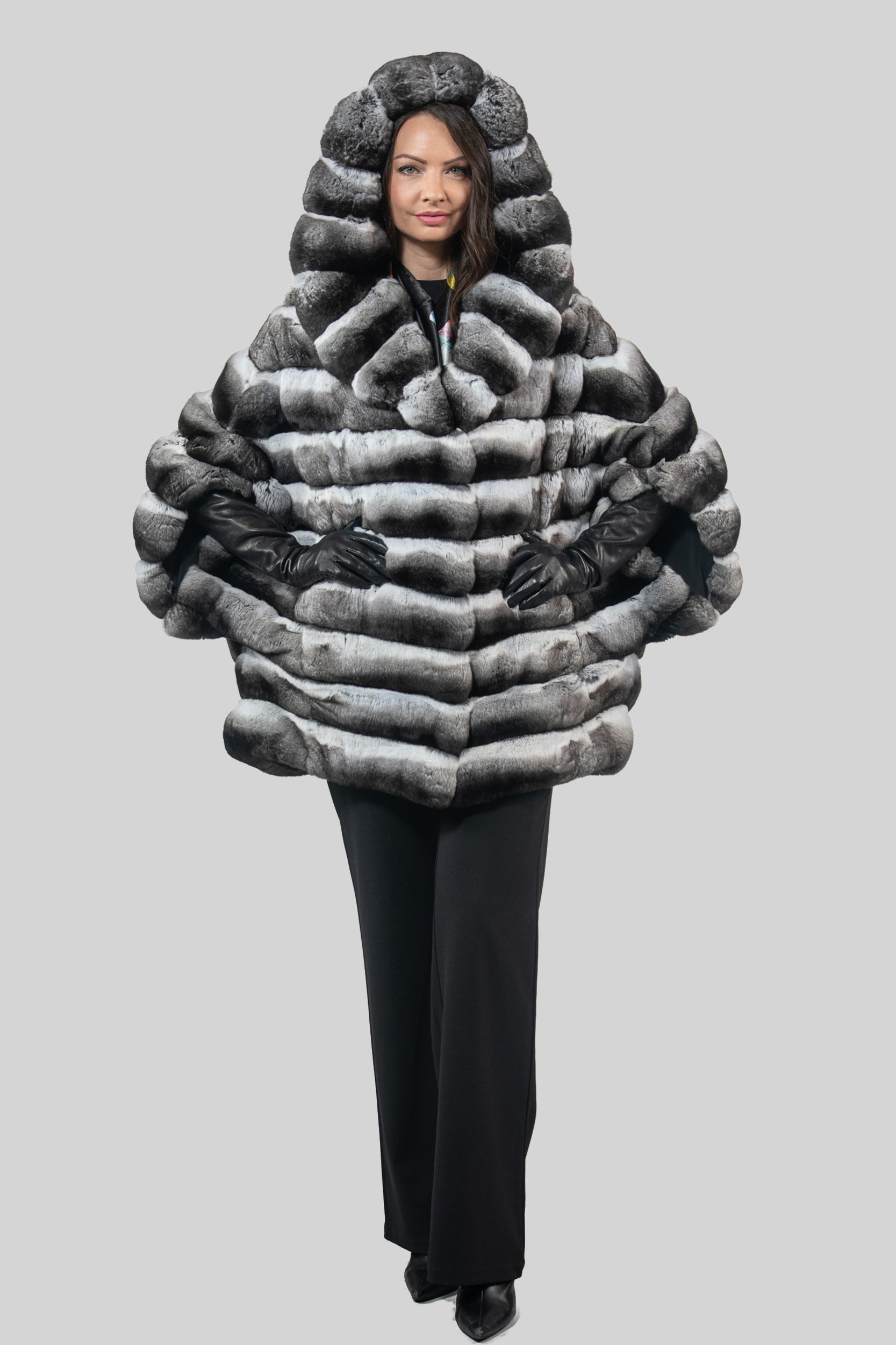 Chinchilla Hooded Cape P/K13C949