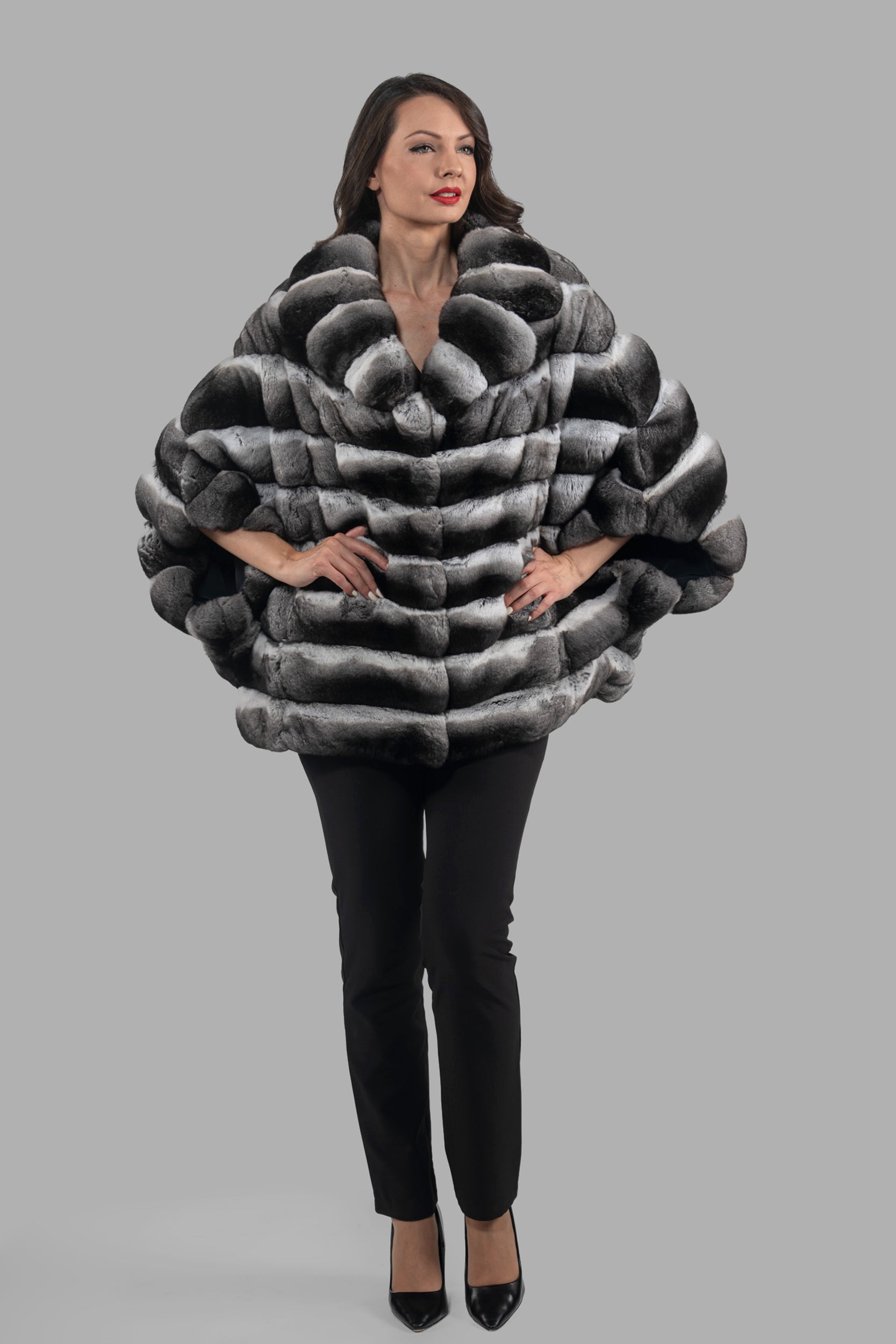 Chinchilla Cape with Notch Collar P/K929