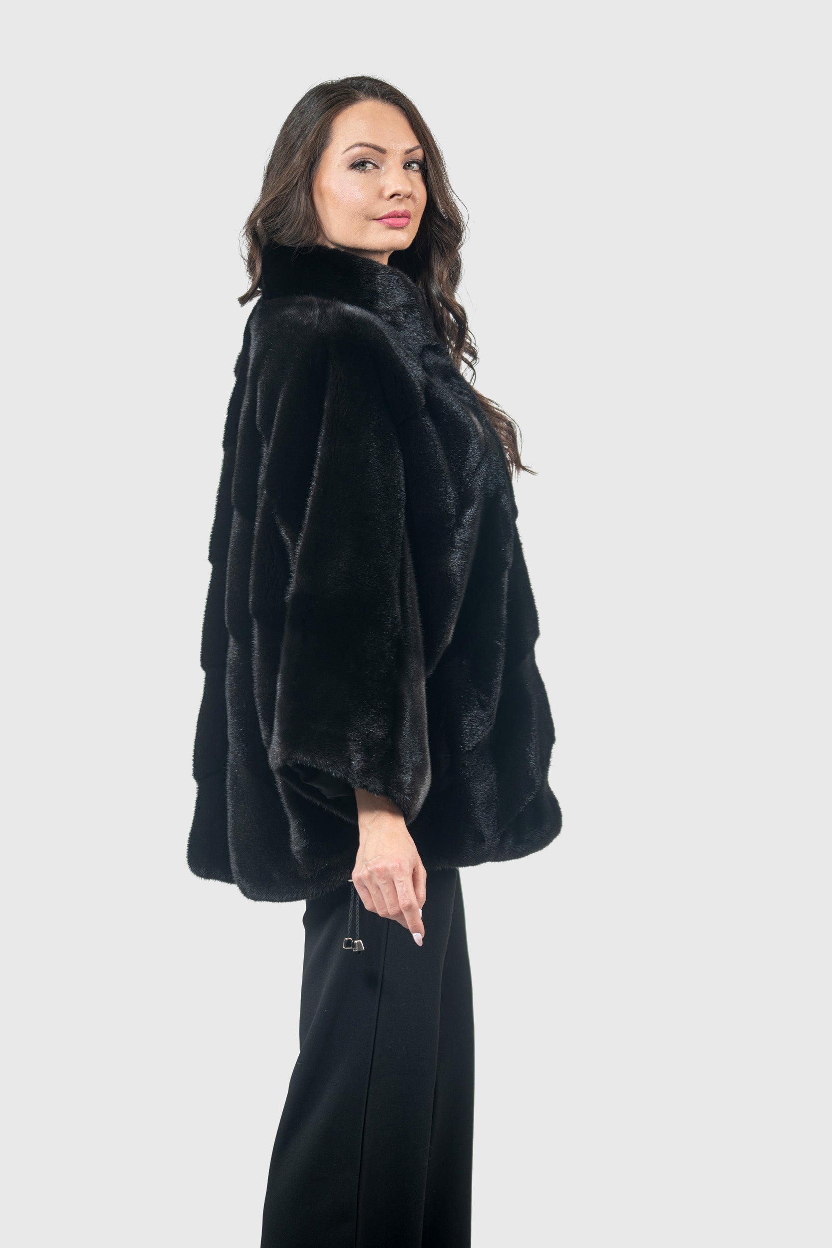 Blackglama Mink Cape A/KR6