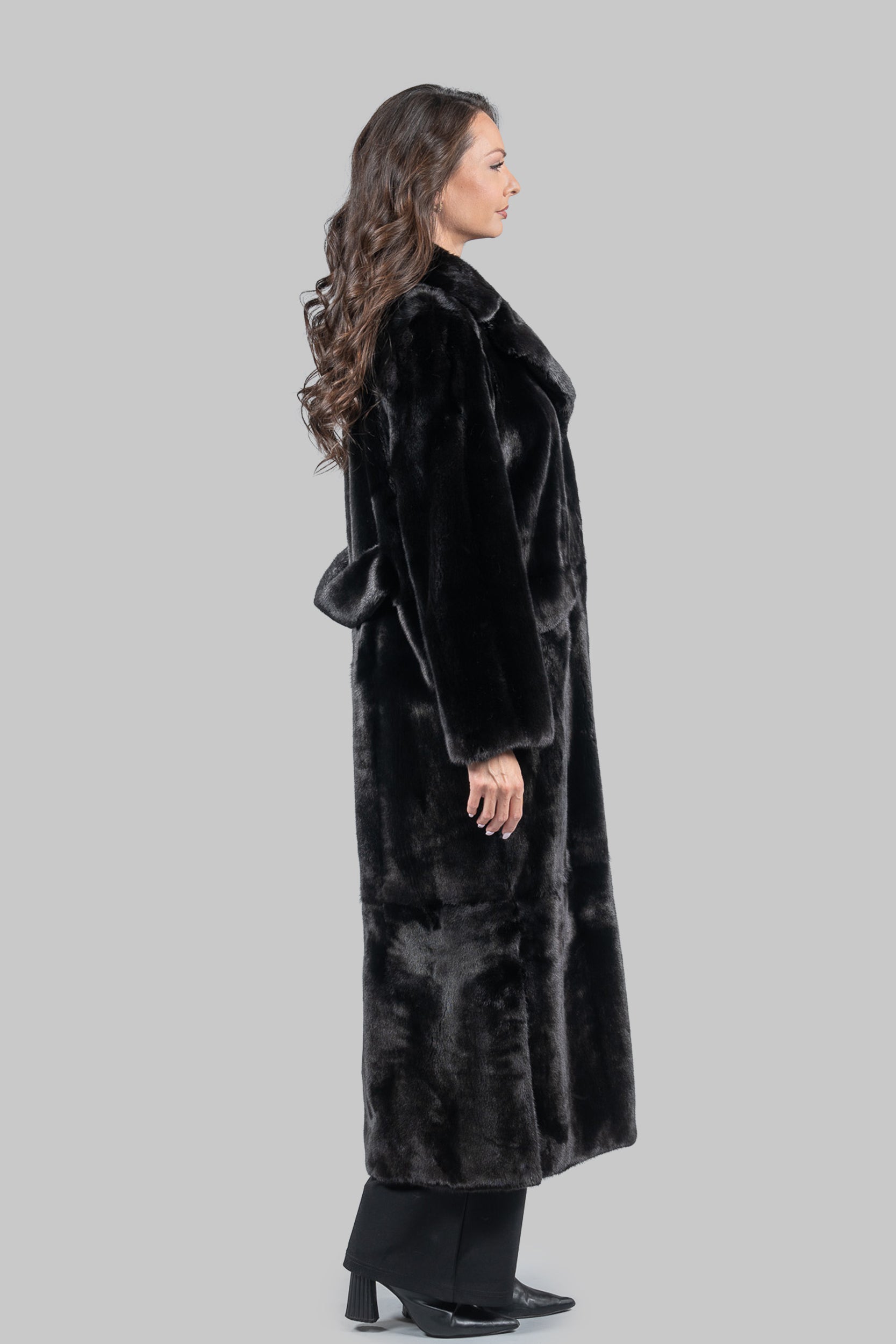 Blackglama Mink Coat with Notch Collar S/S13C530G034
