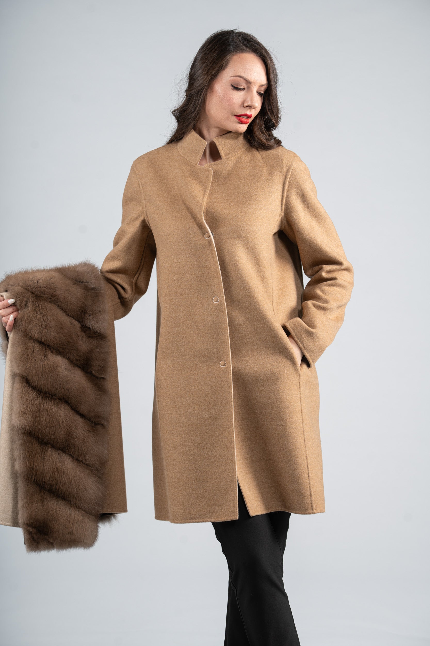 Beige Cashmere Half Coat & Vest with Baumarten Trim 17C8003