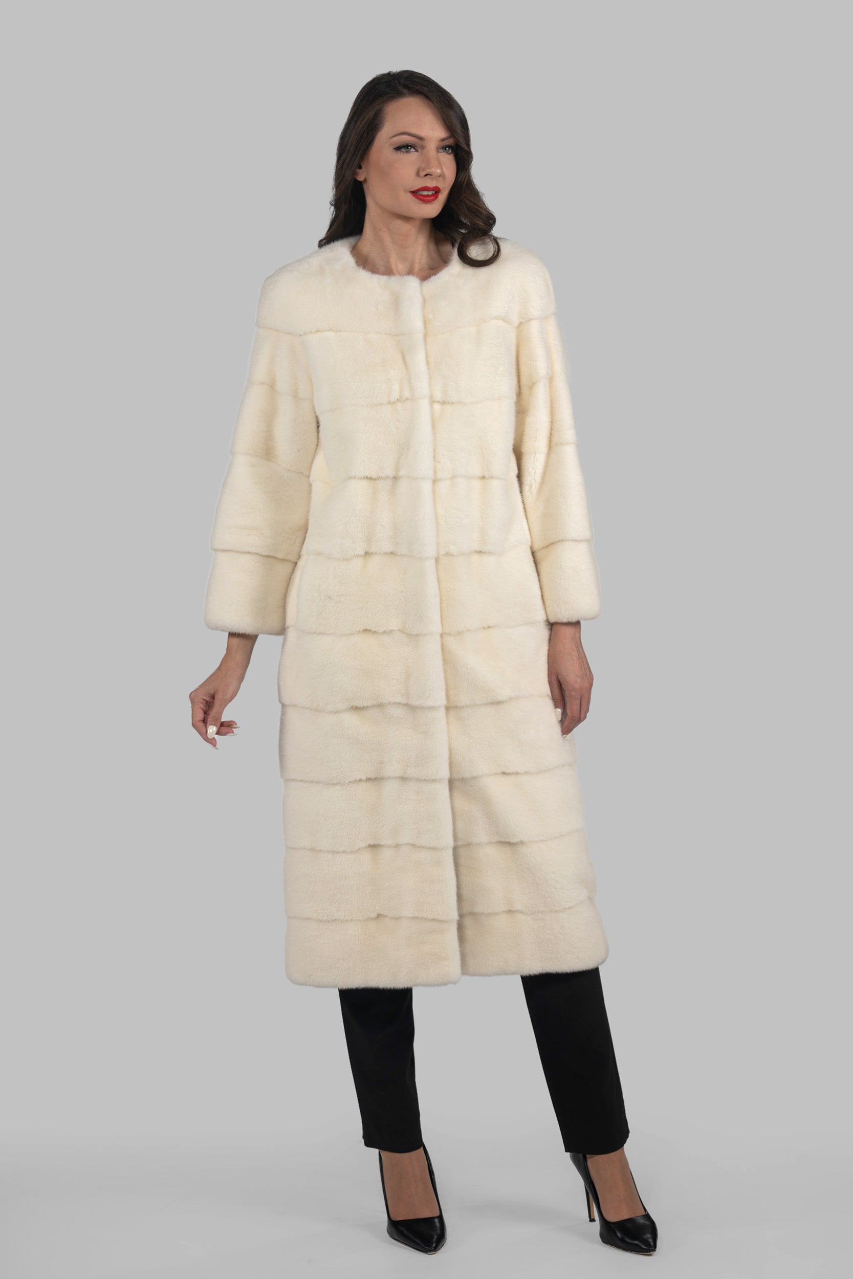 Collarless Pearl G/W Mink Coat 13C520