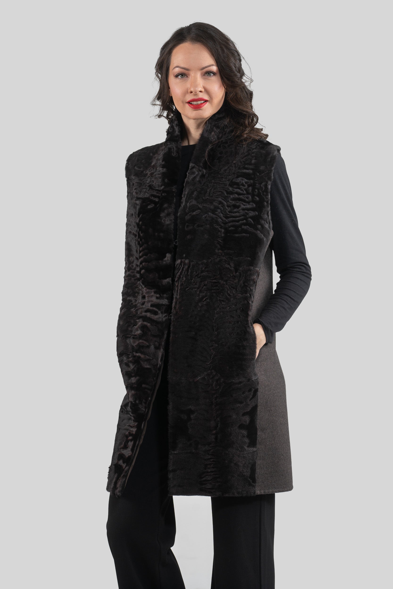 Grey Cashmere Vest with Swakara Fur Trim 17C8003