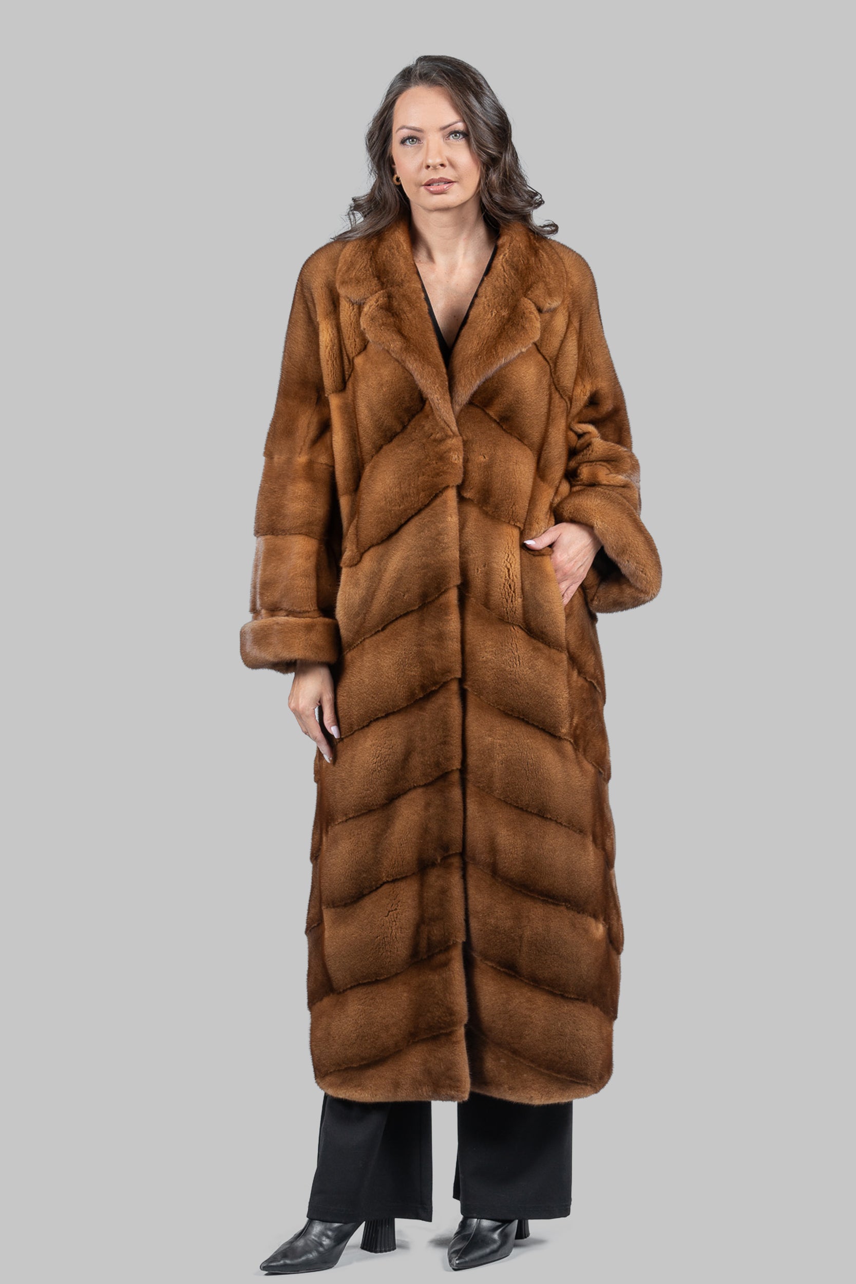 Gold Mink Coat with Notch Collar A/K13C848GS20