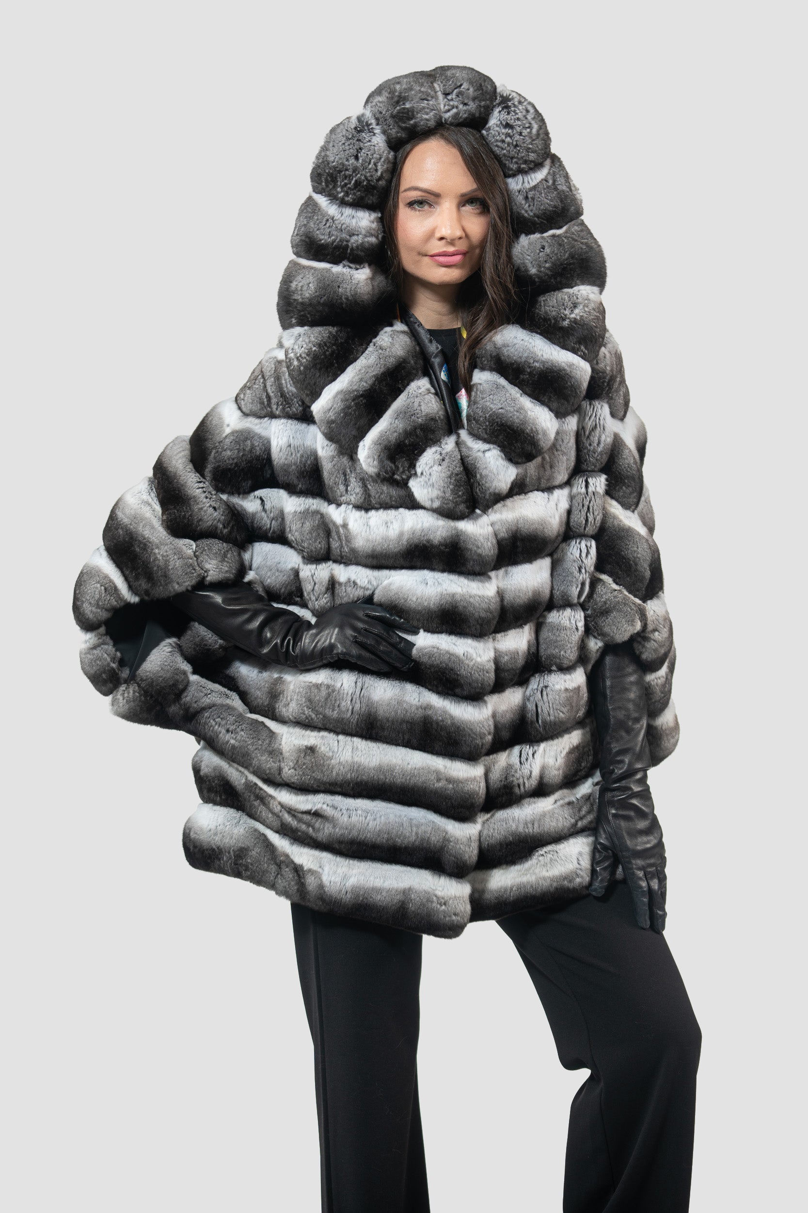 Chinchilla Hooded Cape P/K13C949