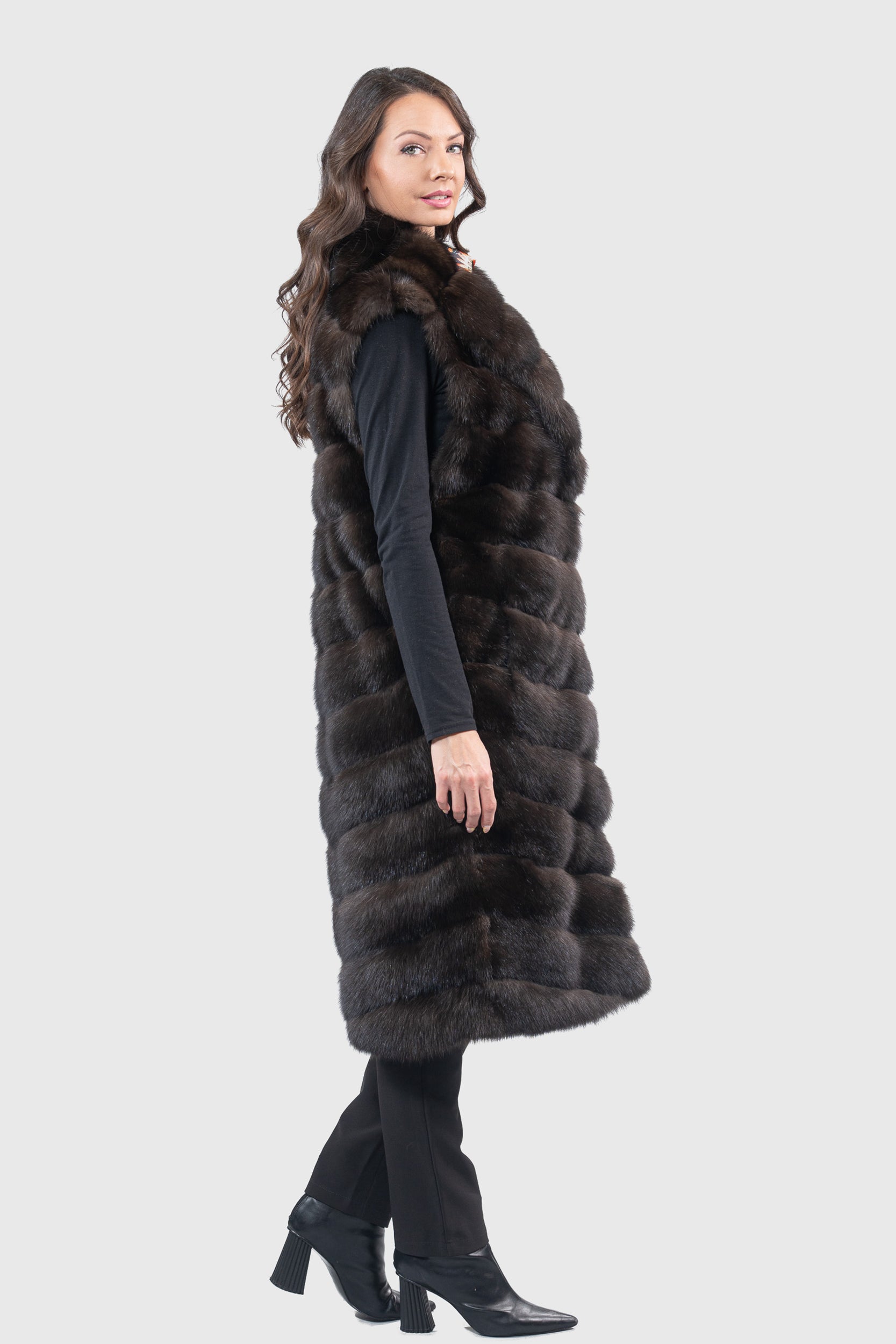 Reversible Dark Russian Sable Vest with Notch Collar V/K13C519C17
