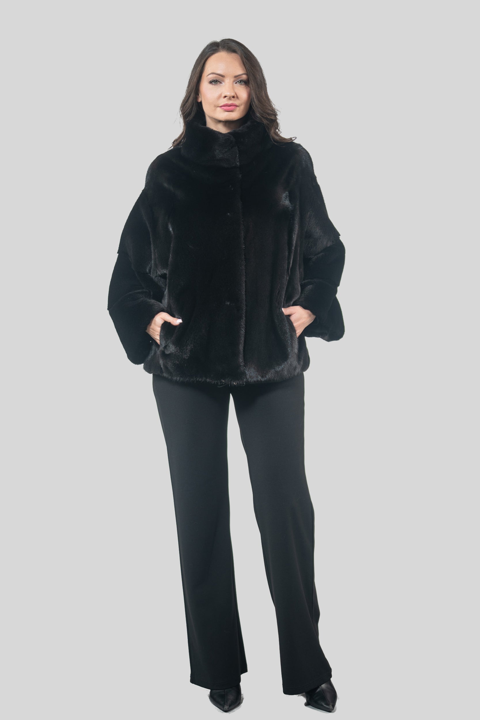 Black Mink Jacket with Stand Collar and Short Sleeves L/O13C138